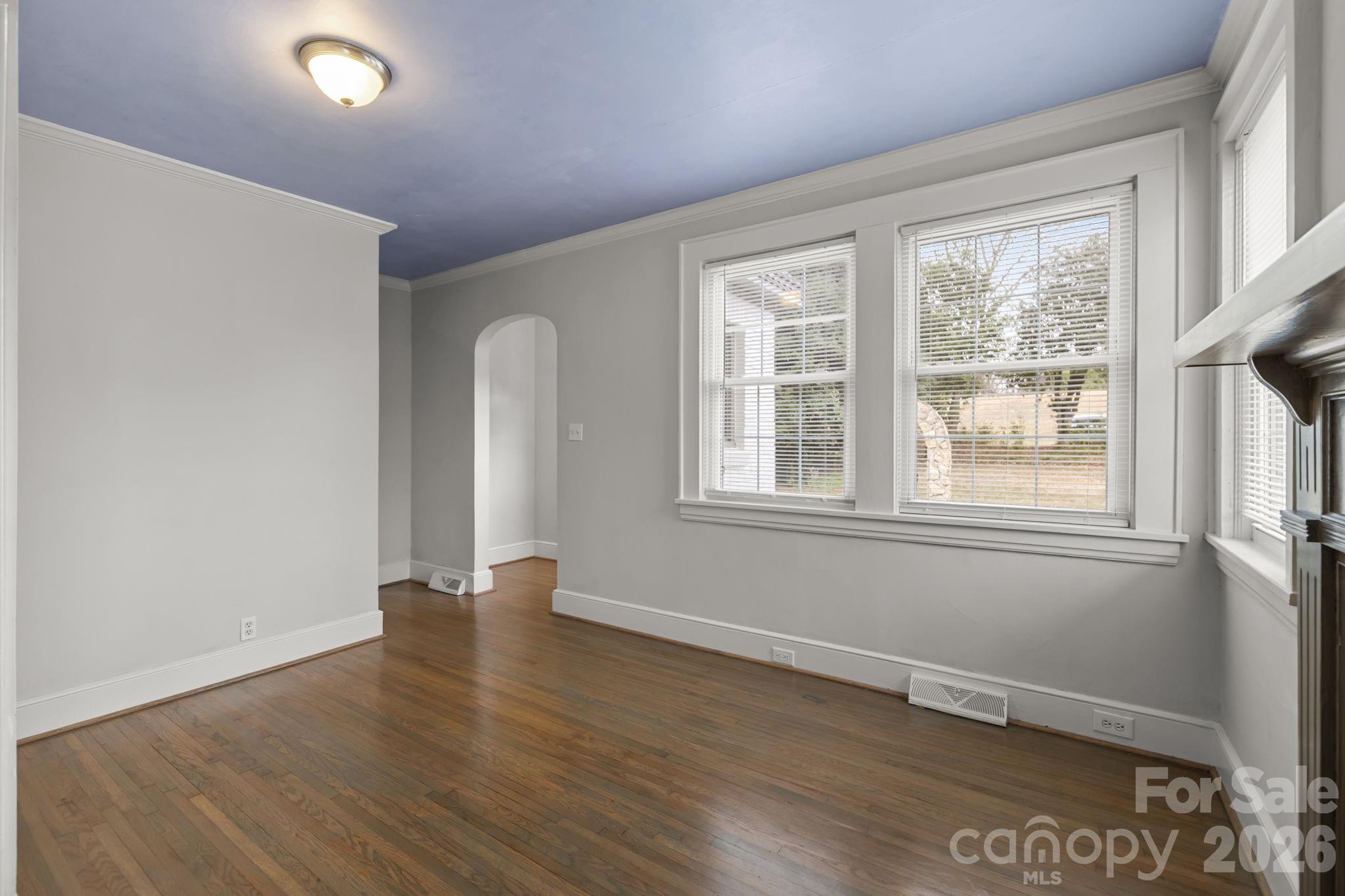 3724 Commonwealth Avenue