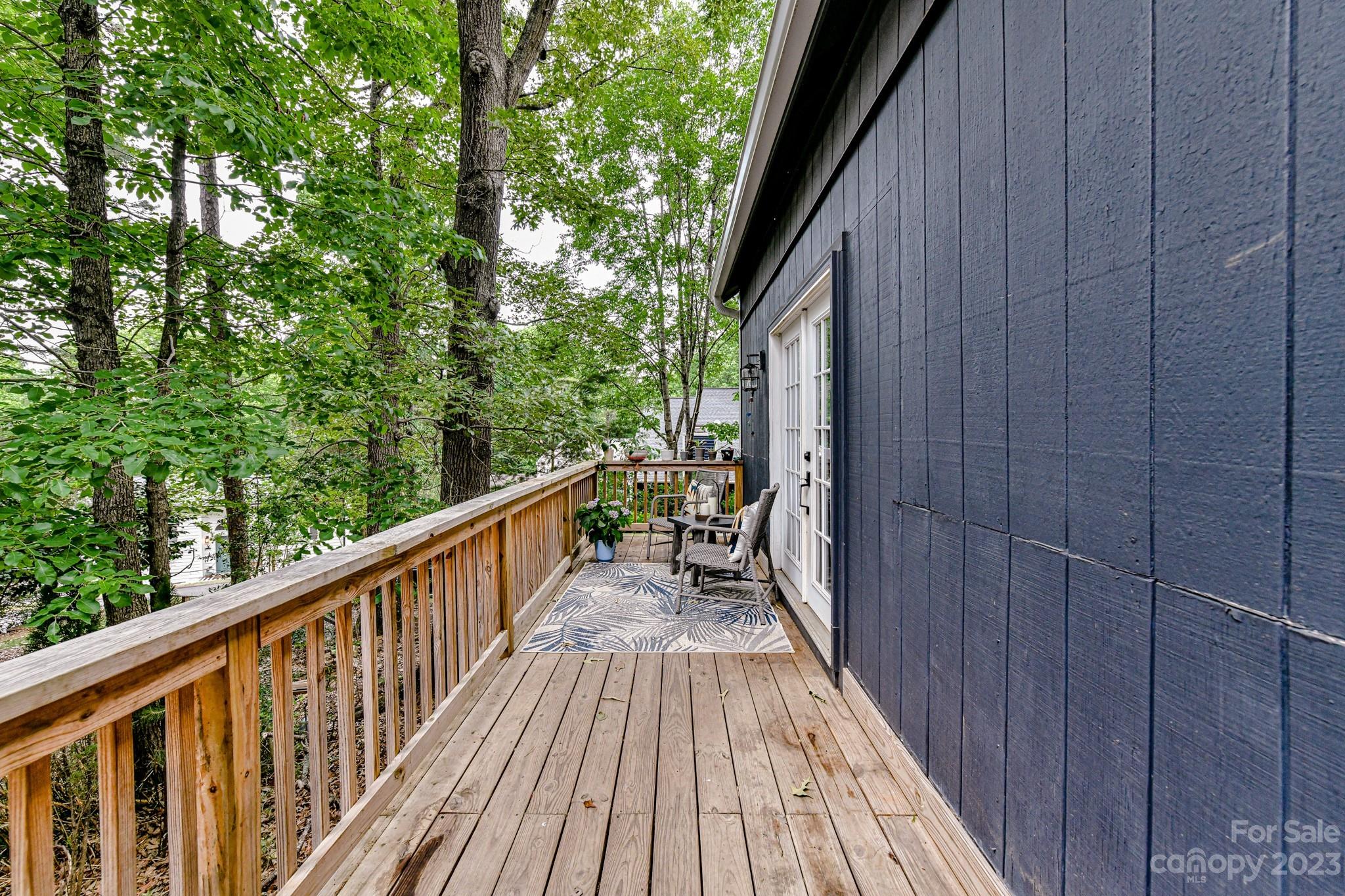 Tega Cay - Residential