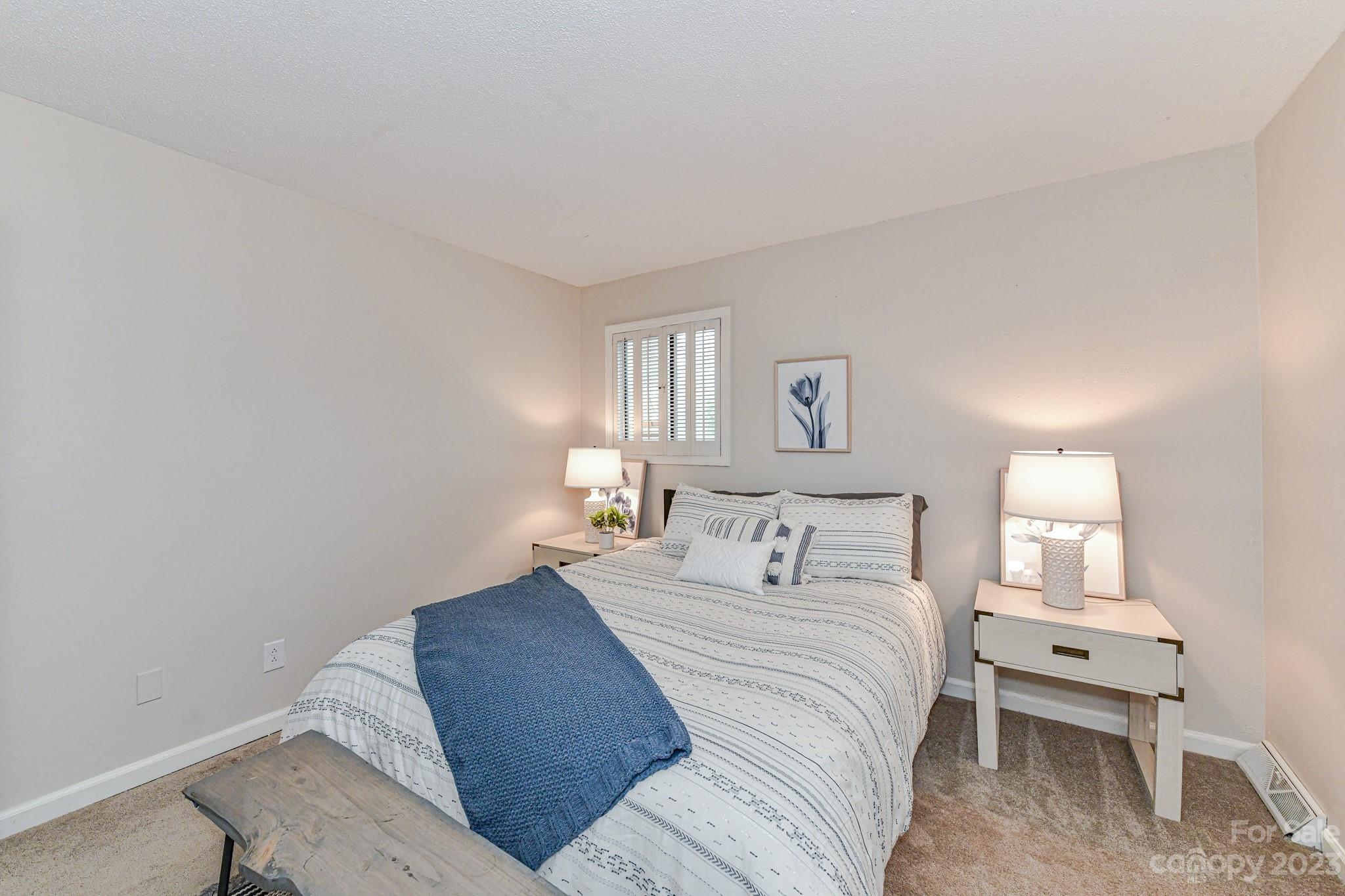 Tega Cay - Residential