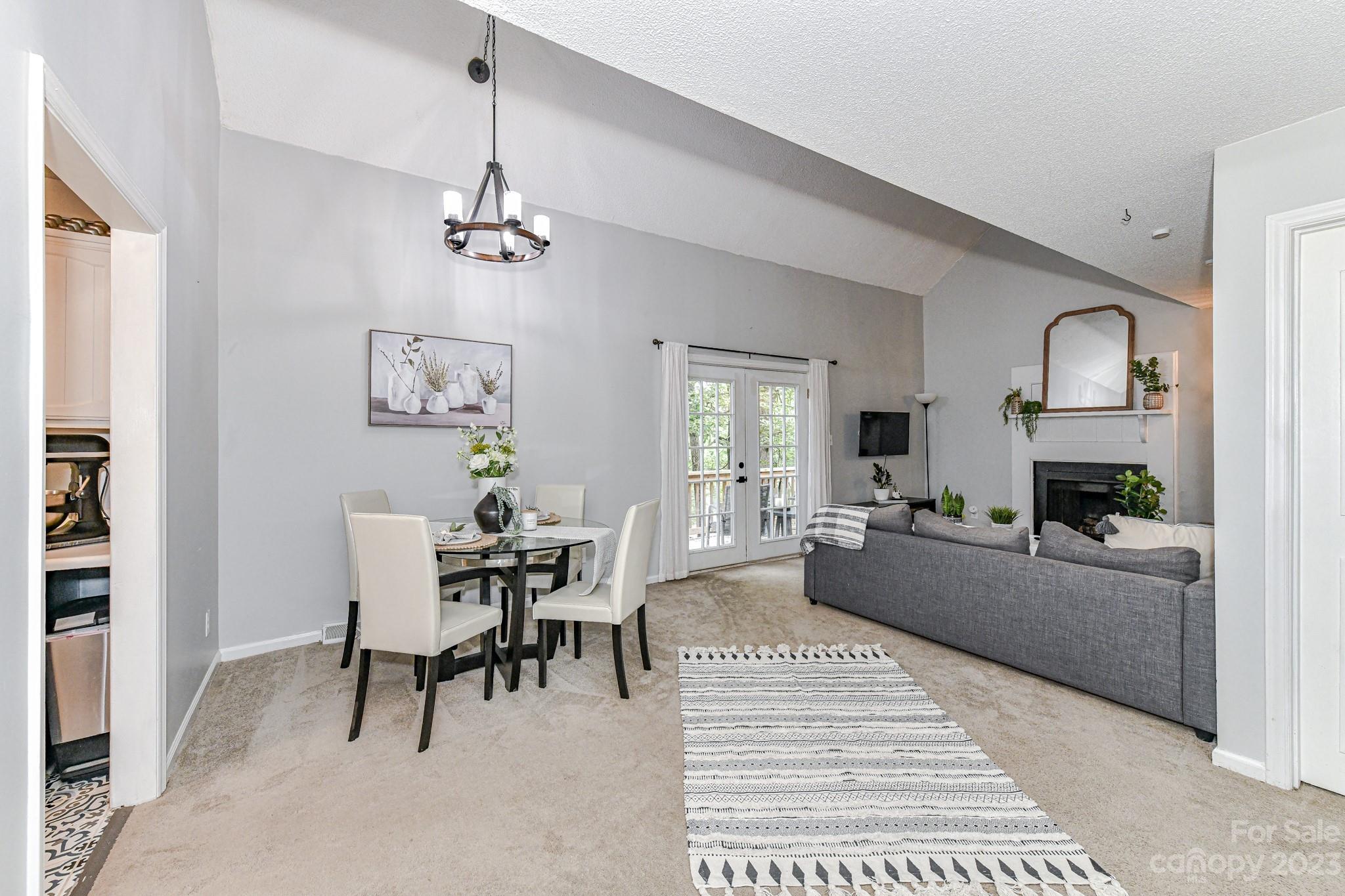 Tega Cay - Residential