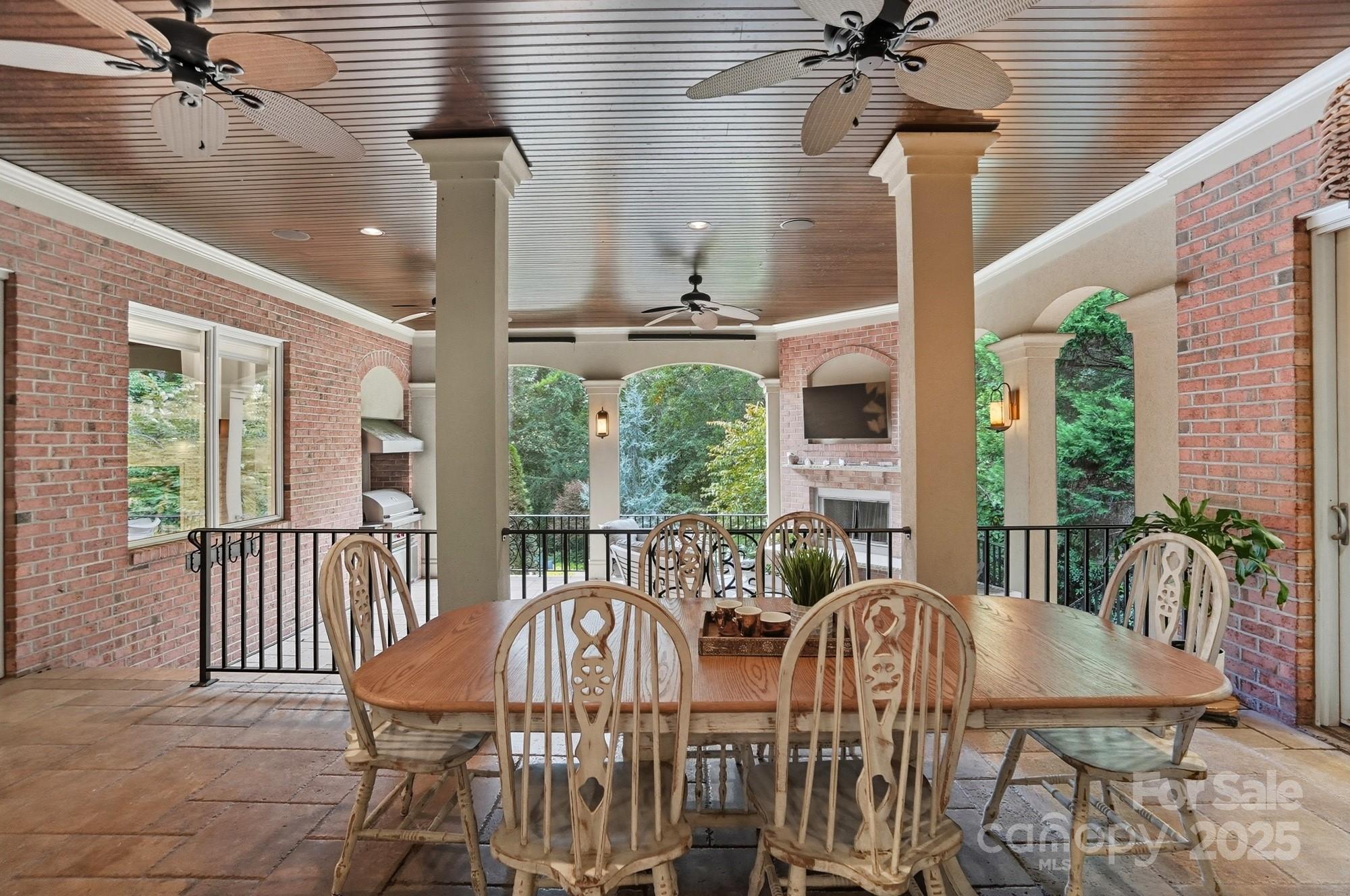 204 Whiterock Drive