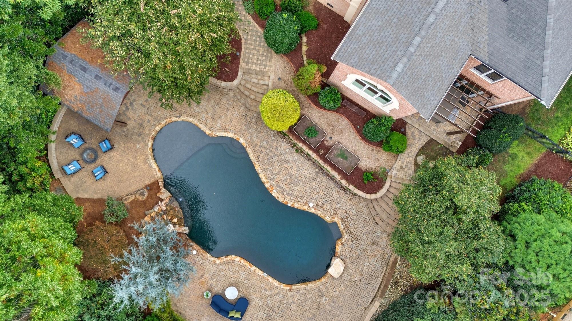 204 Whiterock Drive
