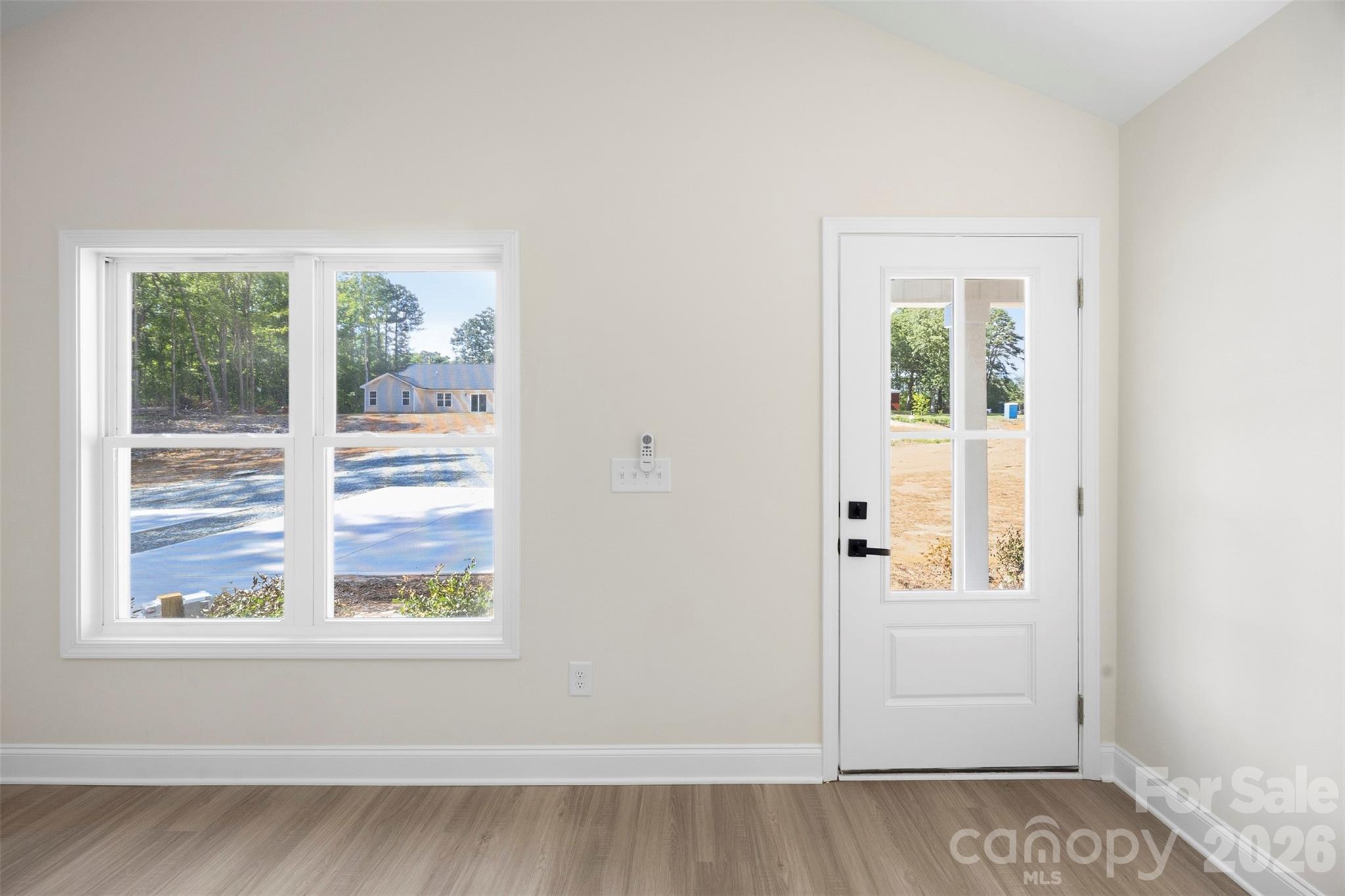 204 Knollwood Circle