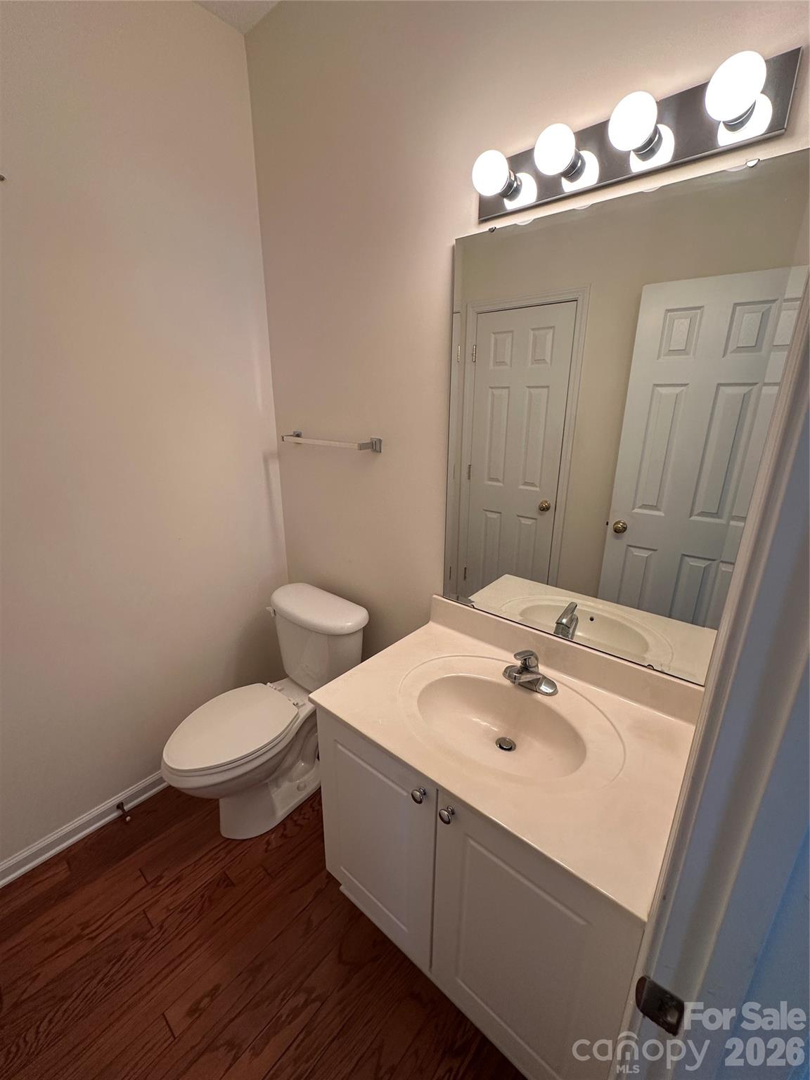 Savannah Townhomes - Residential