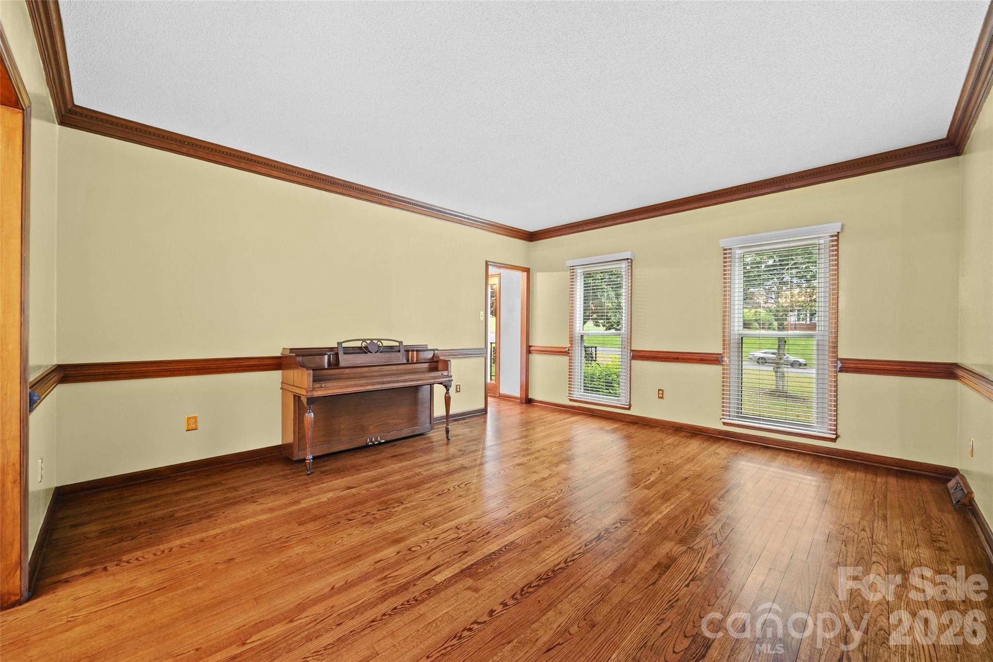 2510 Meredith Court