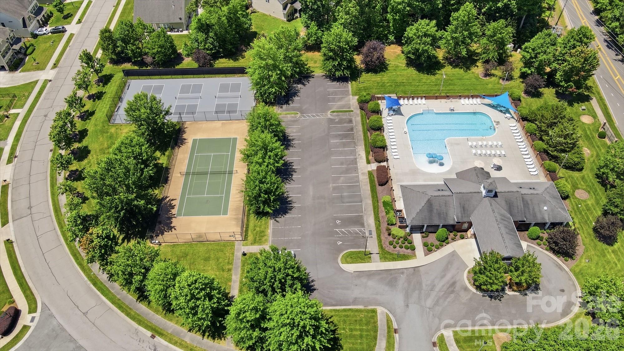 2105 Kinder Oak Drive