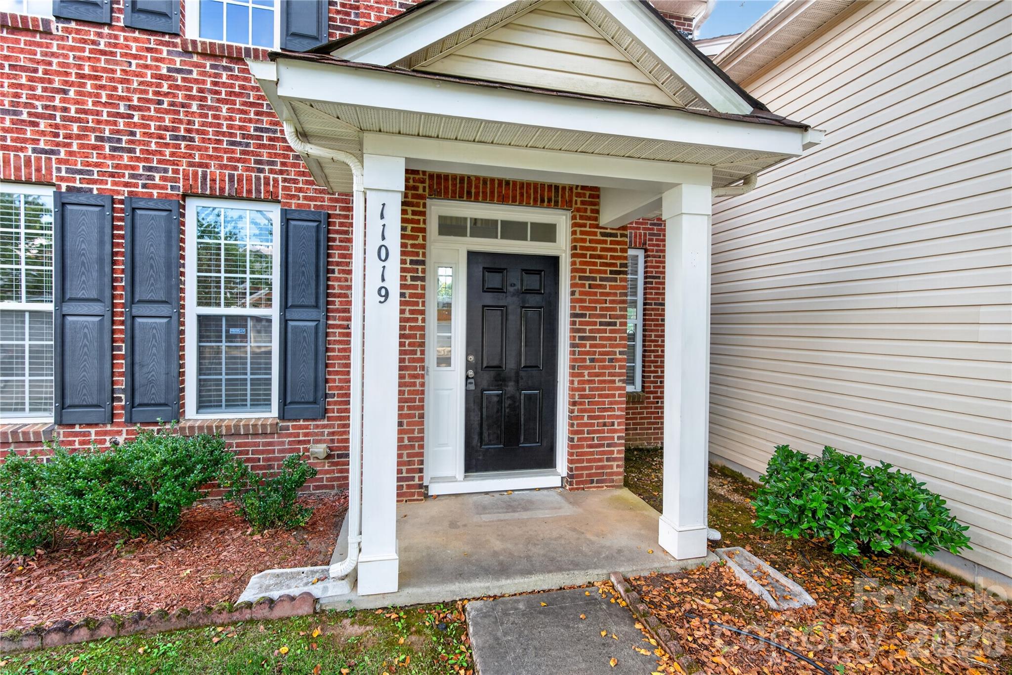 11019 Woods Corner Court