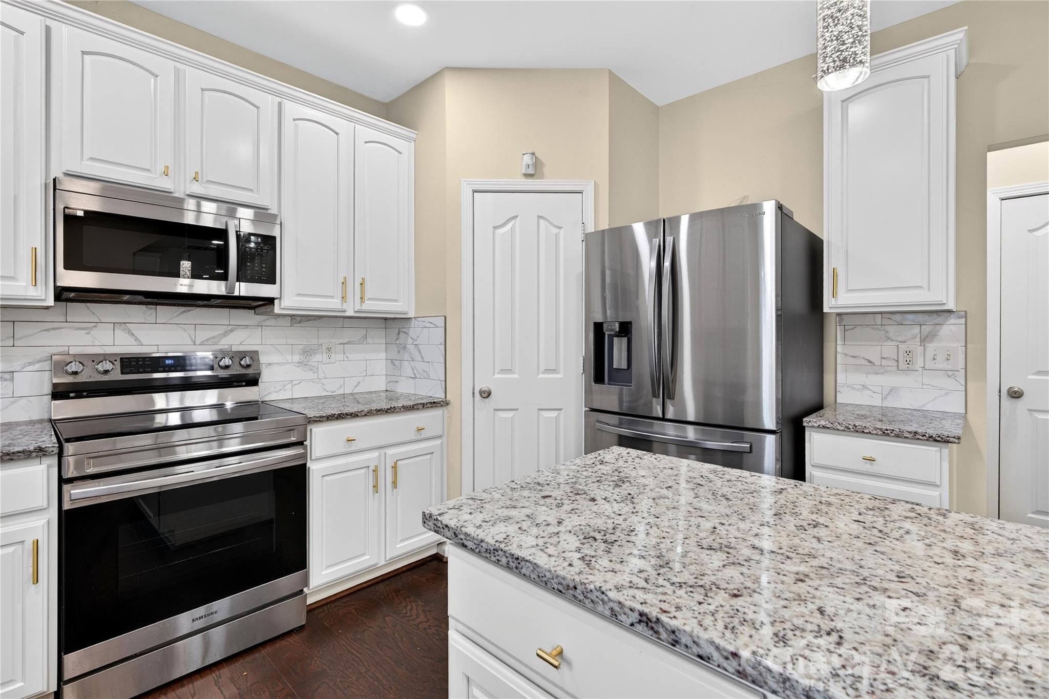 11019 Woods Corner Court