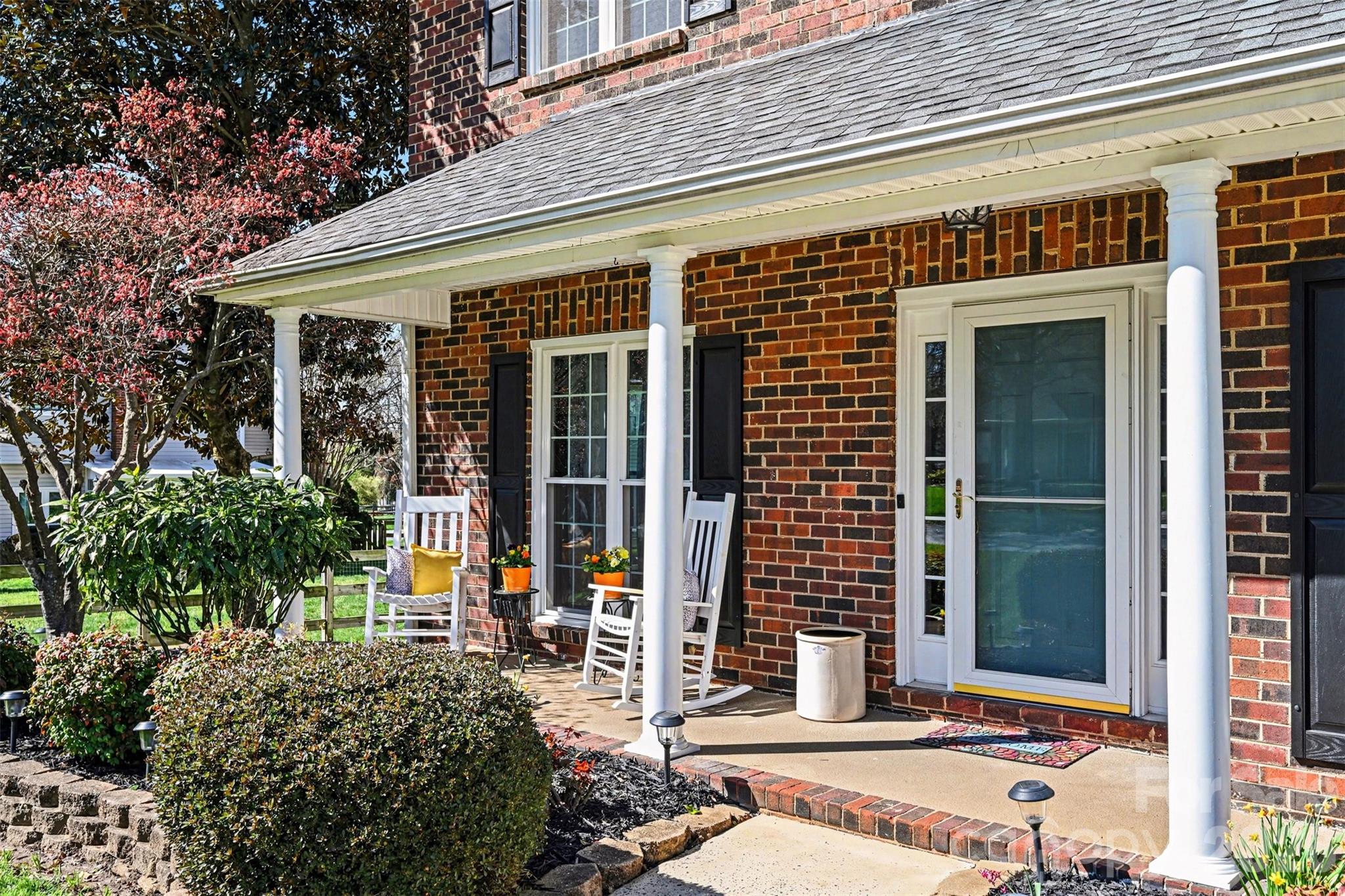 586 Gatsby Place NW 84