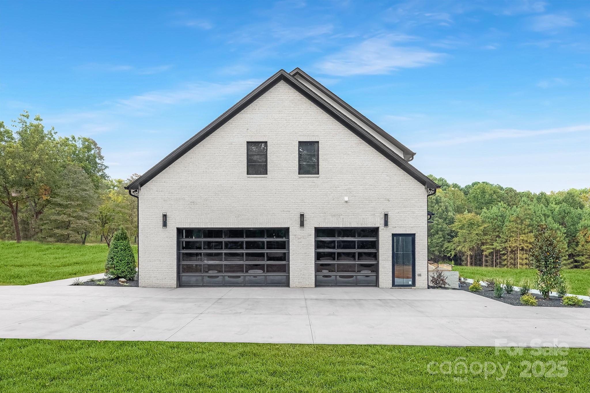 6907 Weddington Matthews Road
