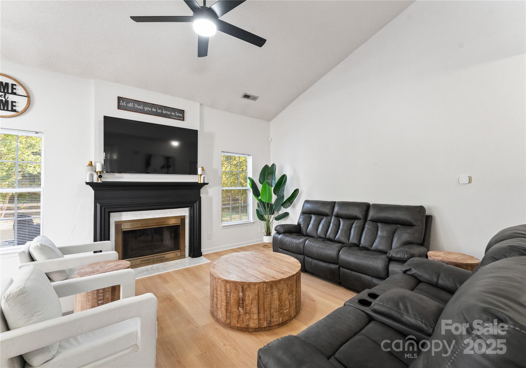 11403 Ridge Oak Drive