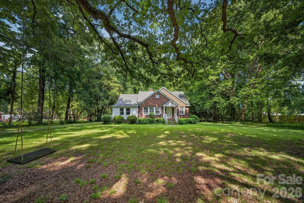 1822 W Sugar Creek Road