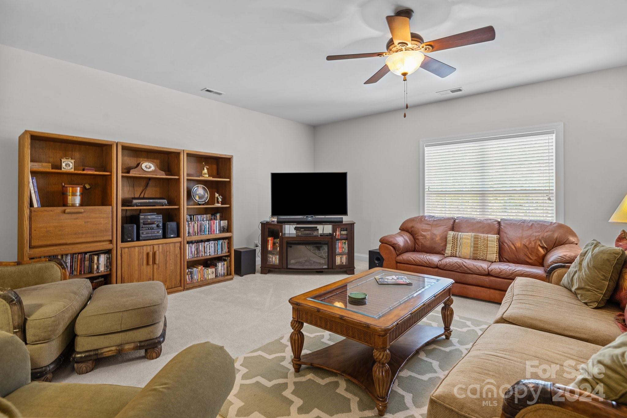 Fox Ridge - Residential