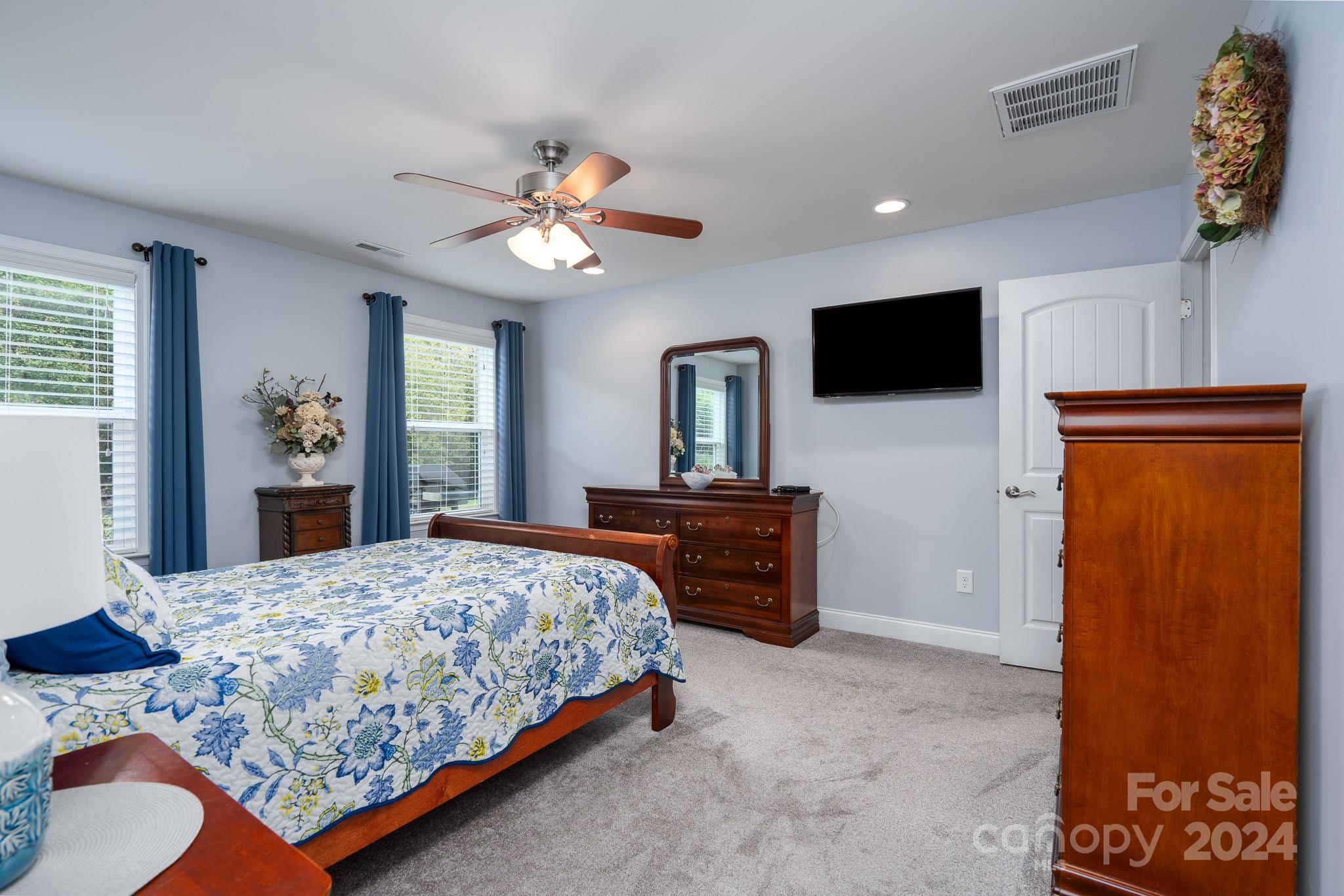 Pleasant Oaks - Residential