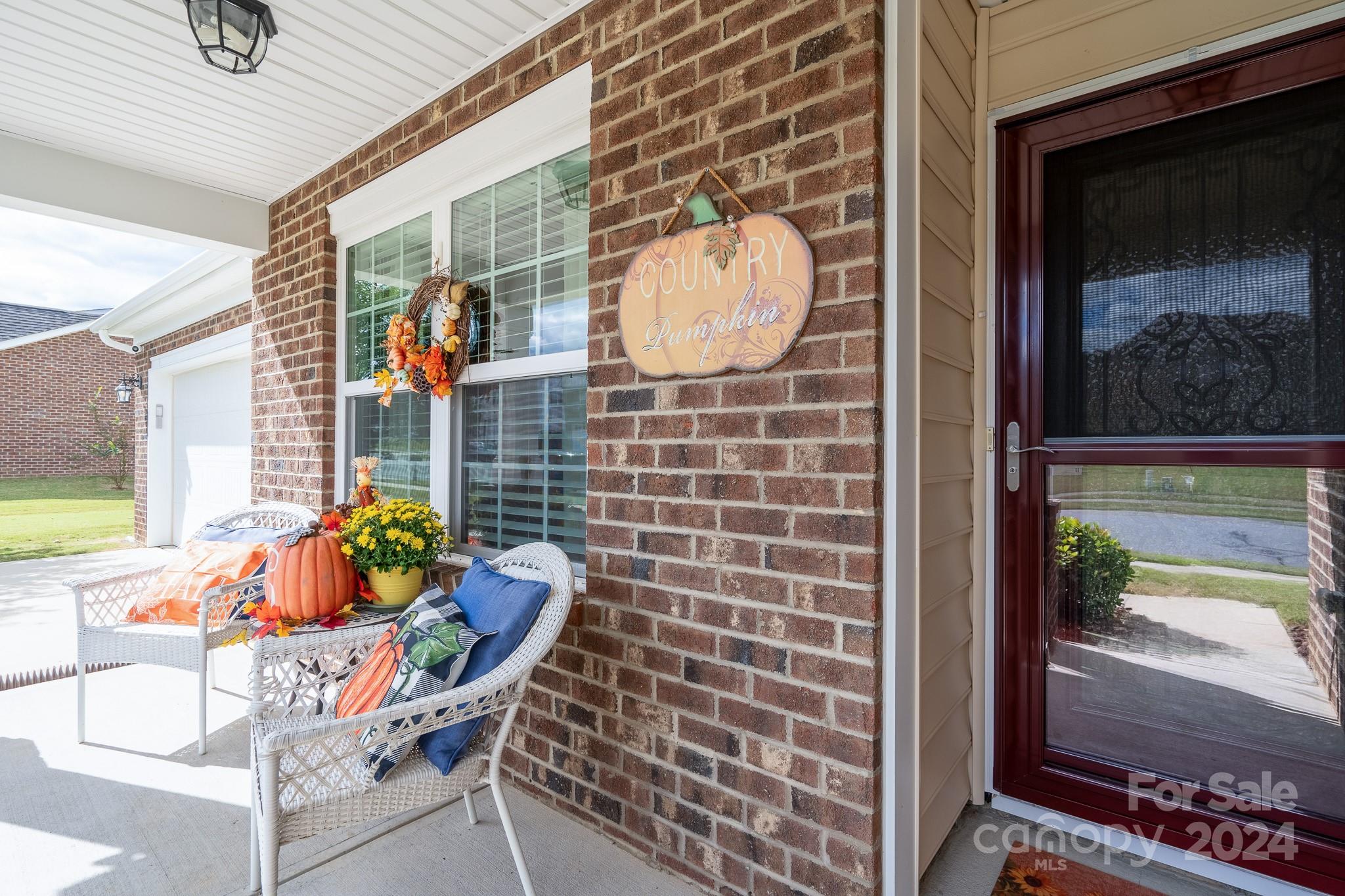 Pleasant Oaks - Residential