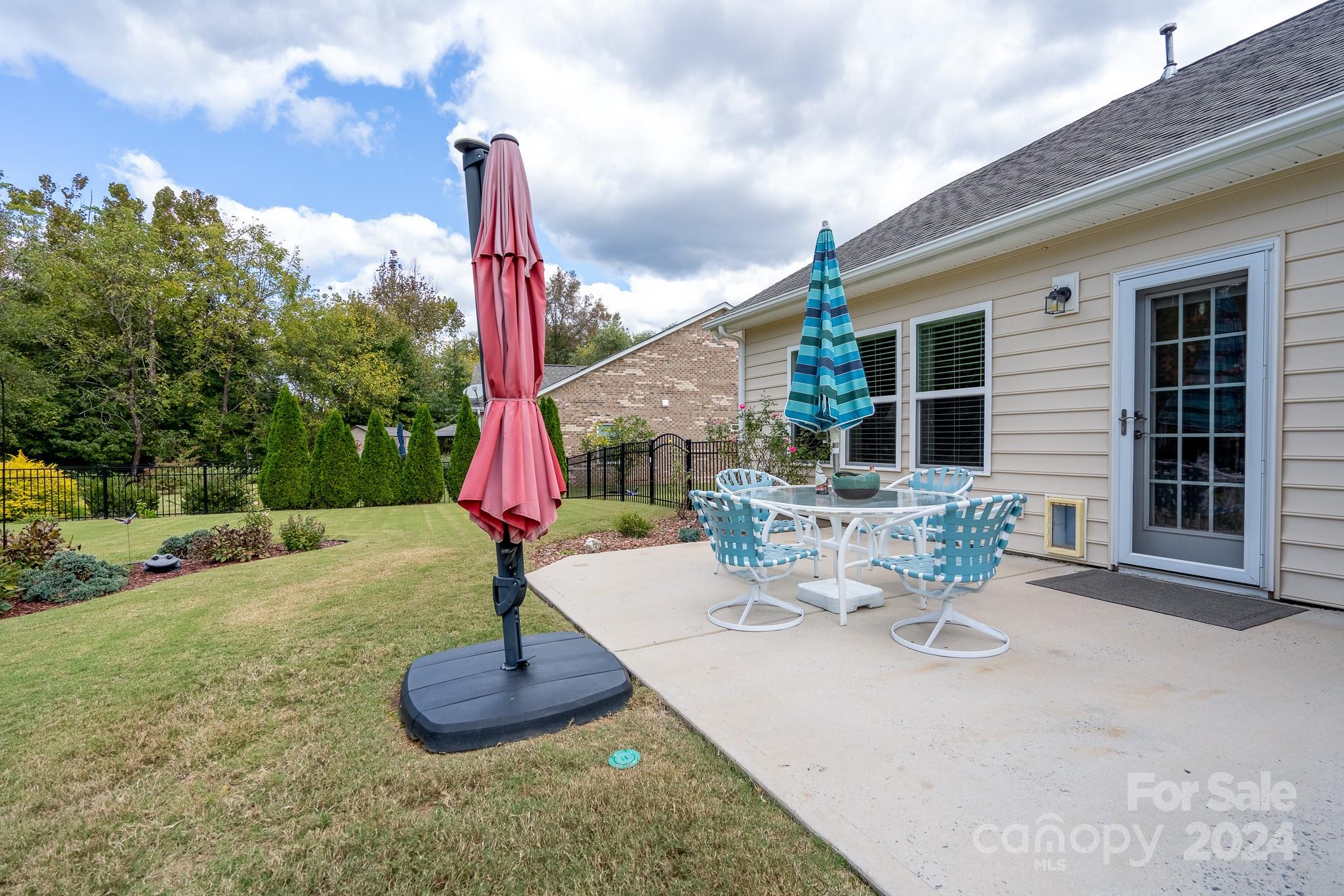 Pleasant Oaks - Residential