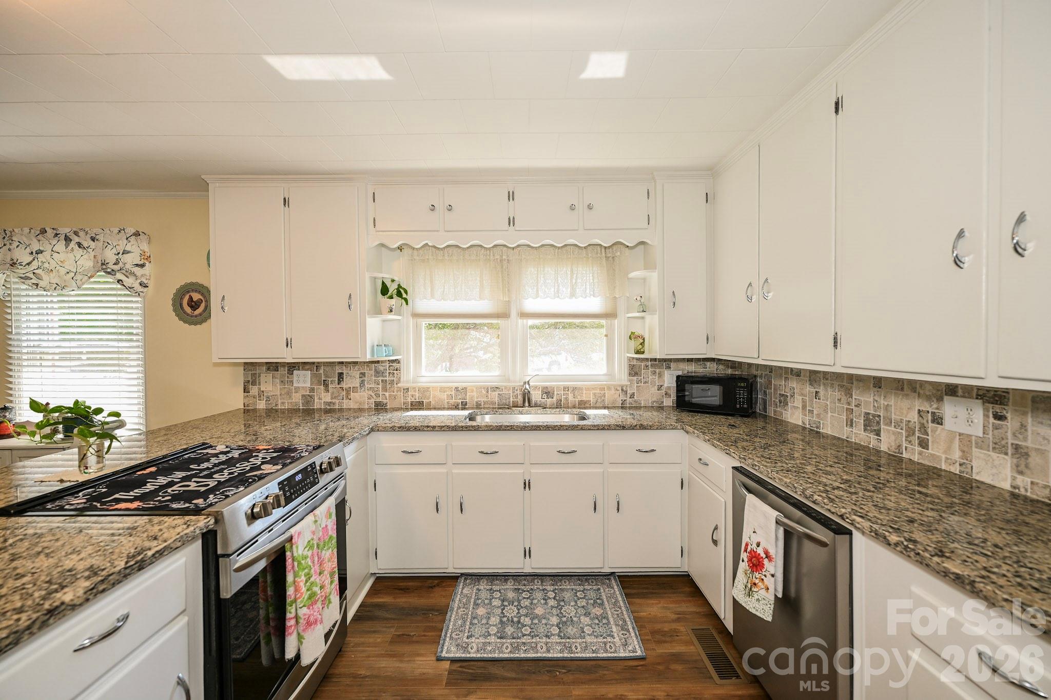 6920 Indian Trail Fairview Road