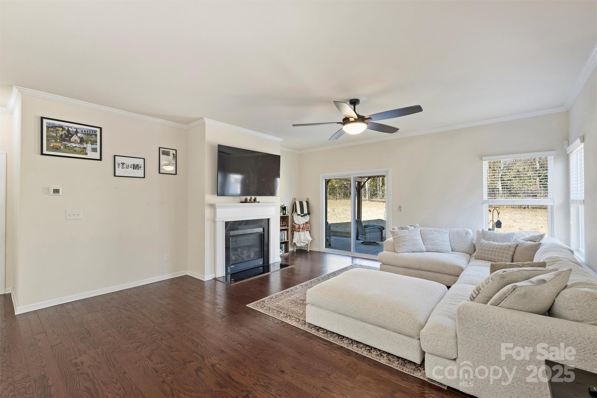 Clarabella - Residential