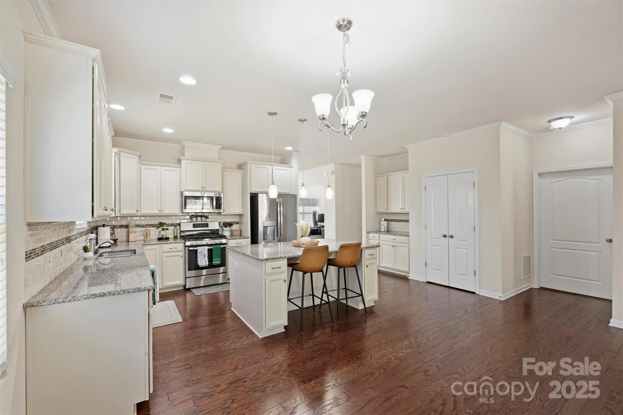 Clarabella - Residential