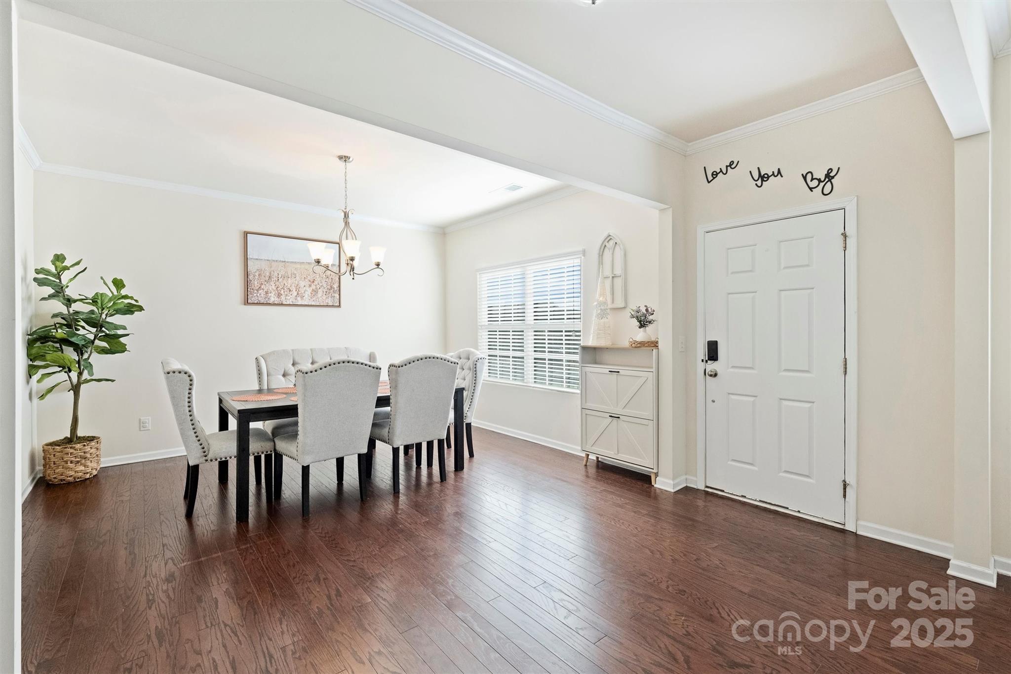 Clarabella - Residential