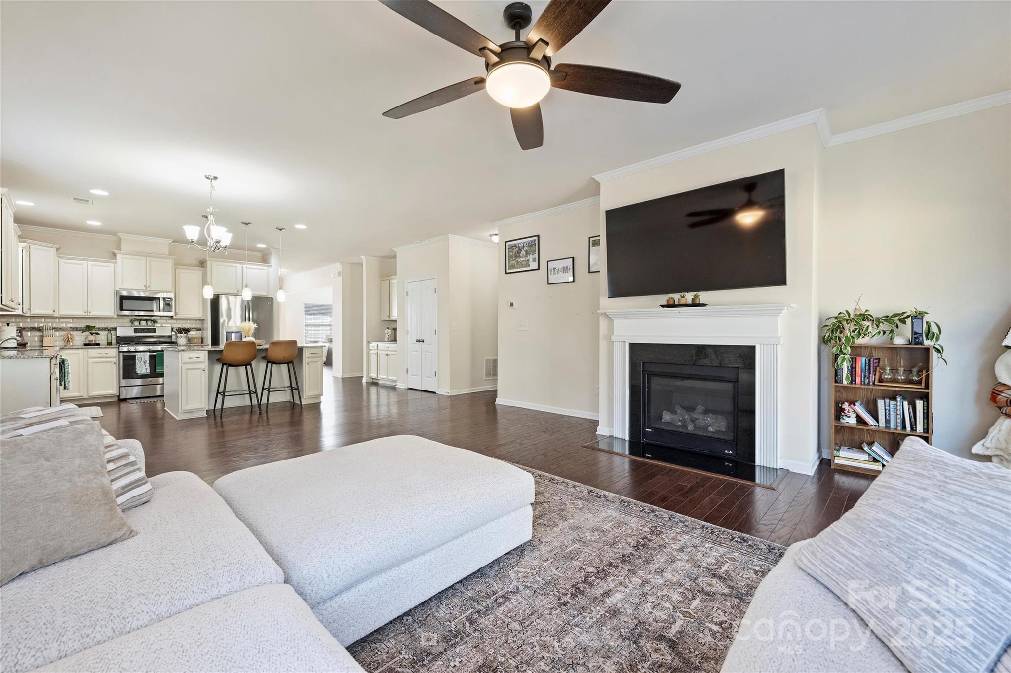 Clarabella - Residential