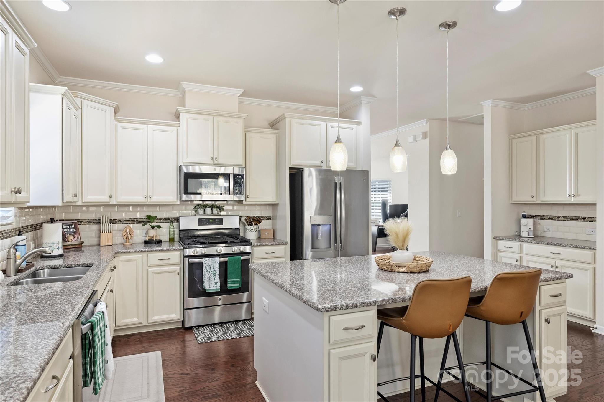 Clarabella - Residential