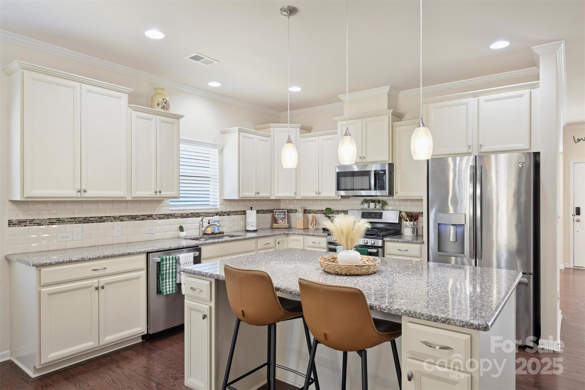 Clarabella - Residential