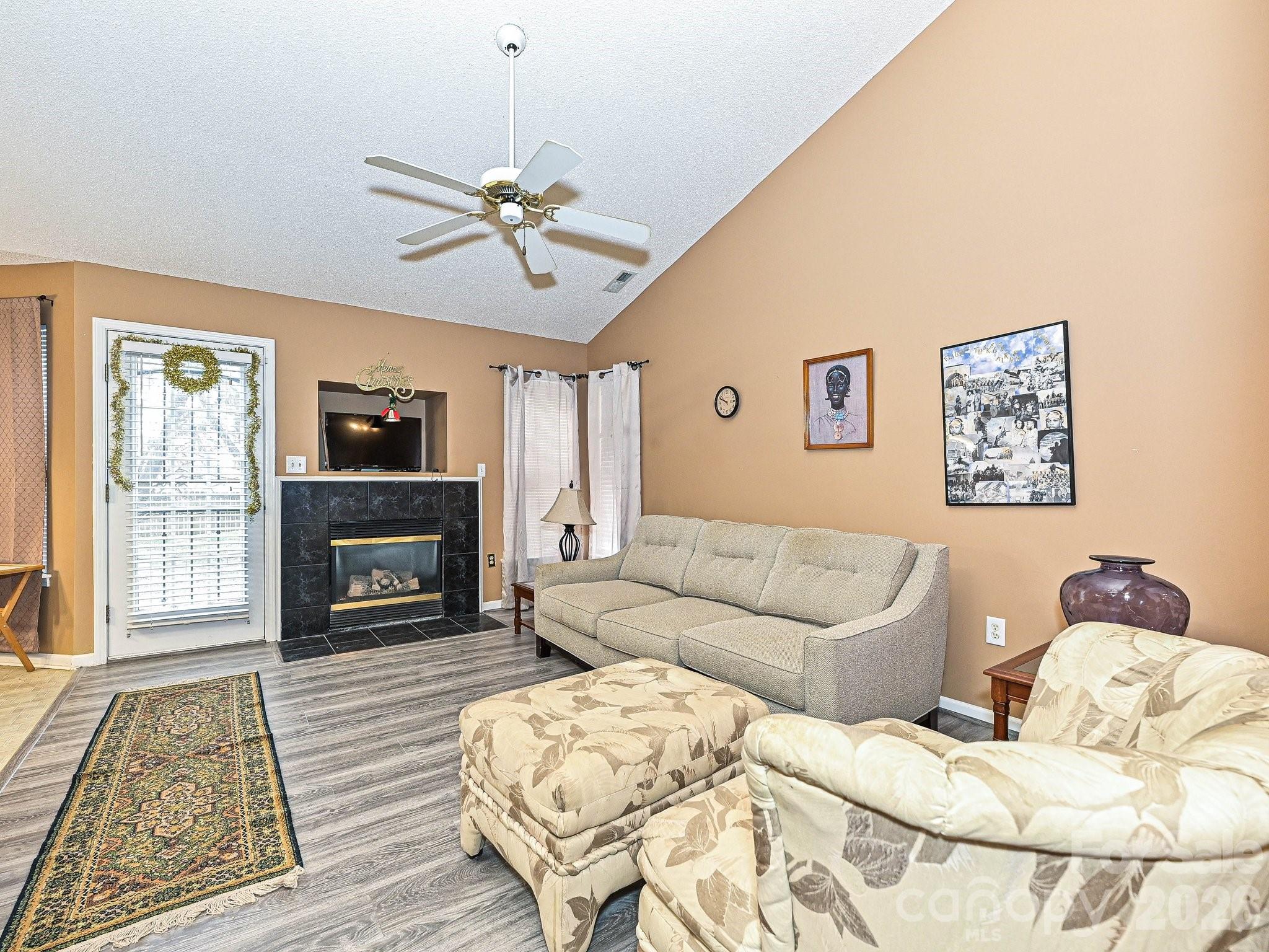 Mapleton - Residential