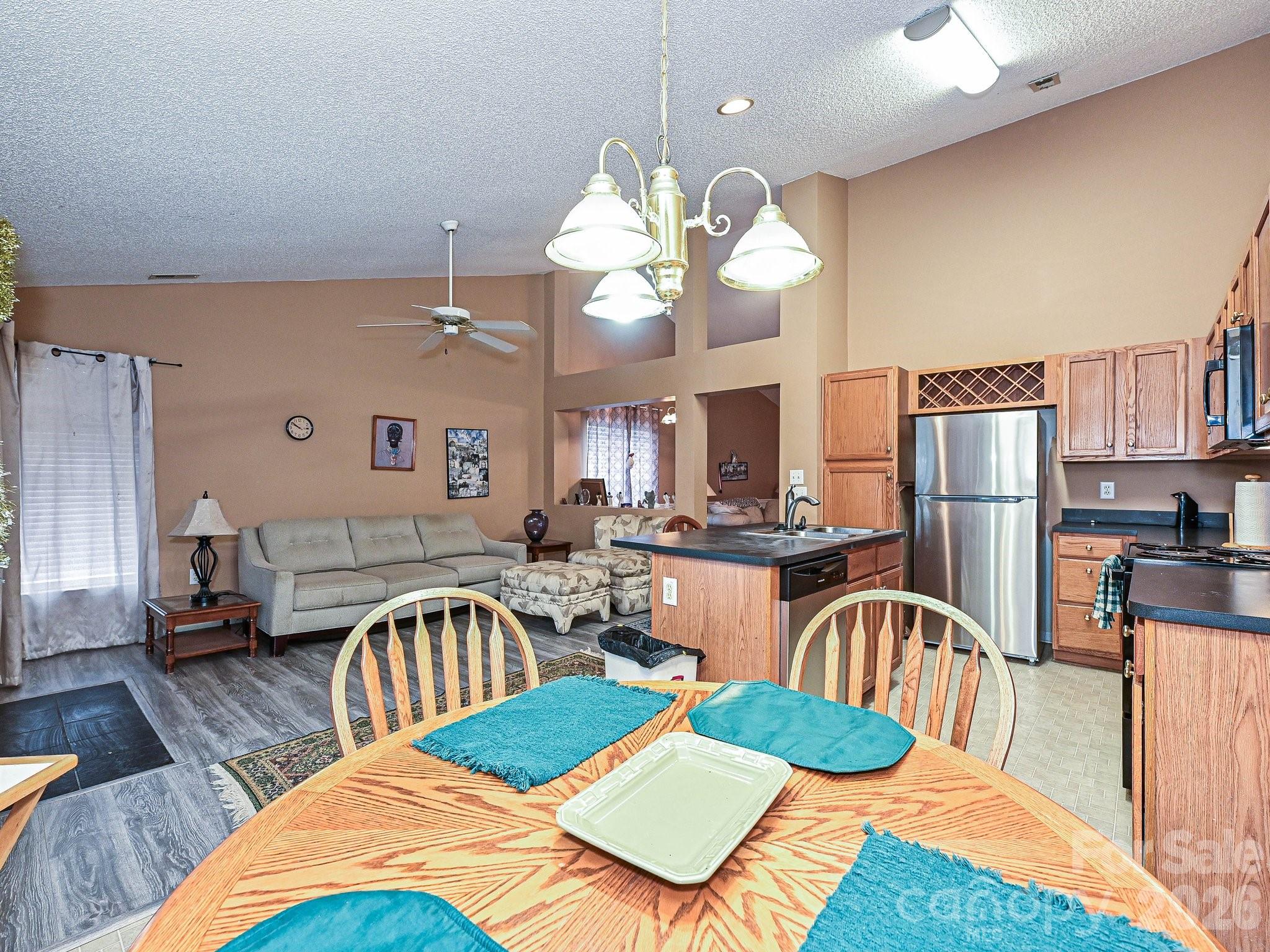 Mapleton - Residential