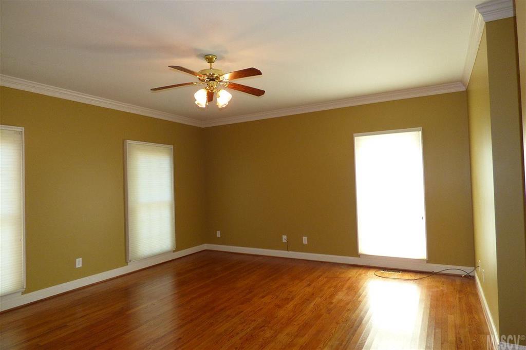 Moores Ferry - Residential