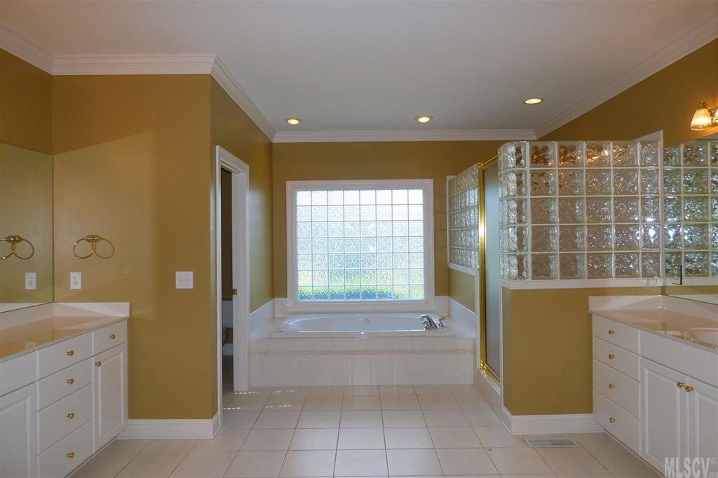 Moores Ferry - Residential