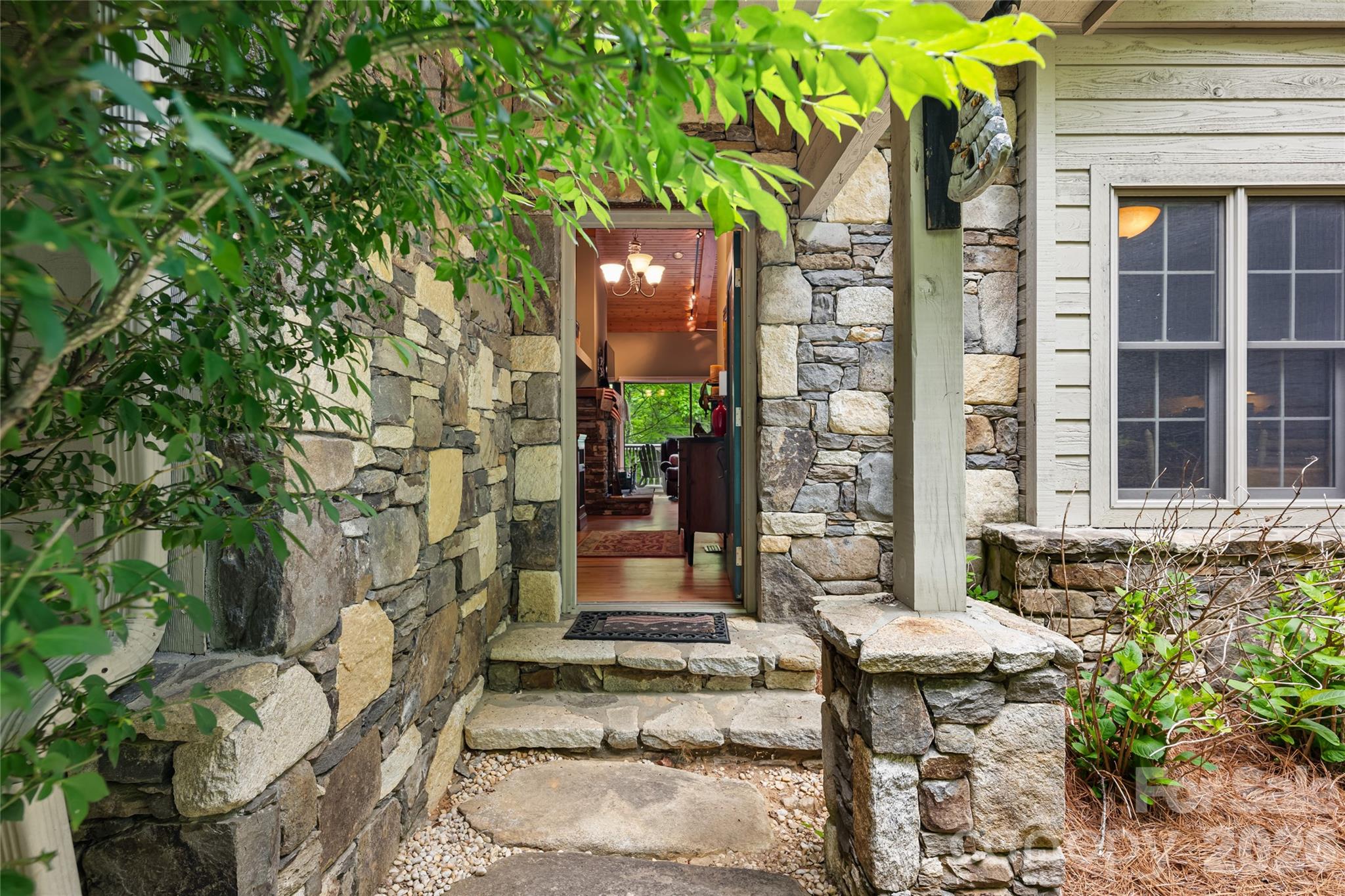 560 Toxaway Court