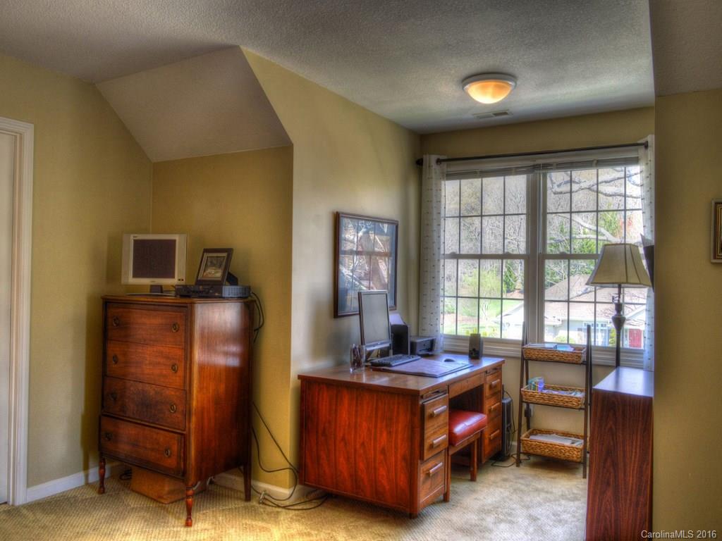 Forest Knoll - Residential