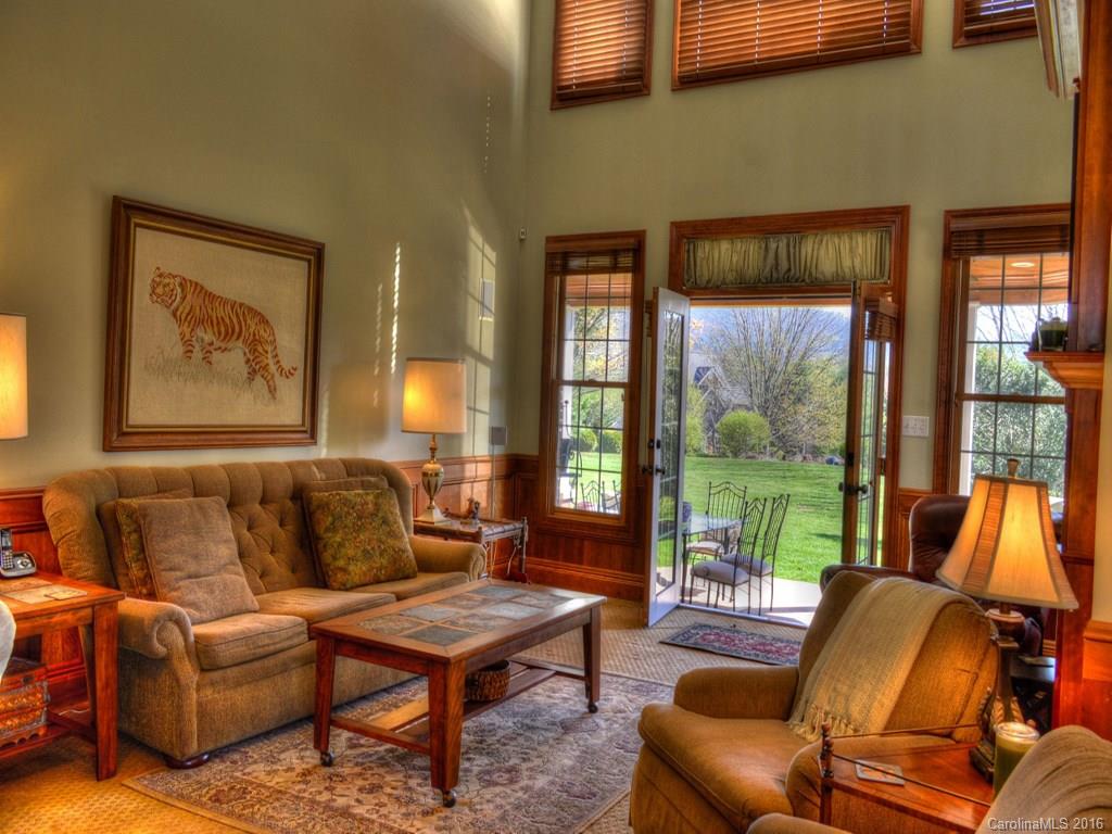 Forest Knoll - Residential