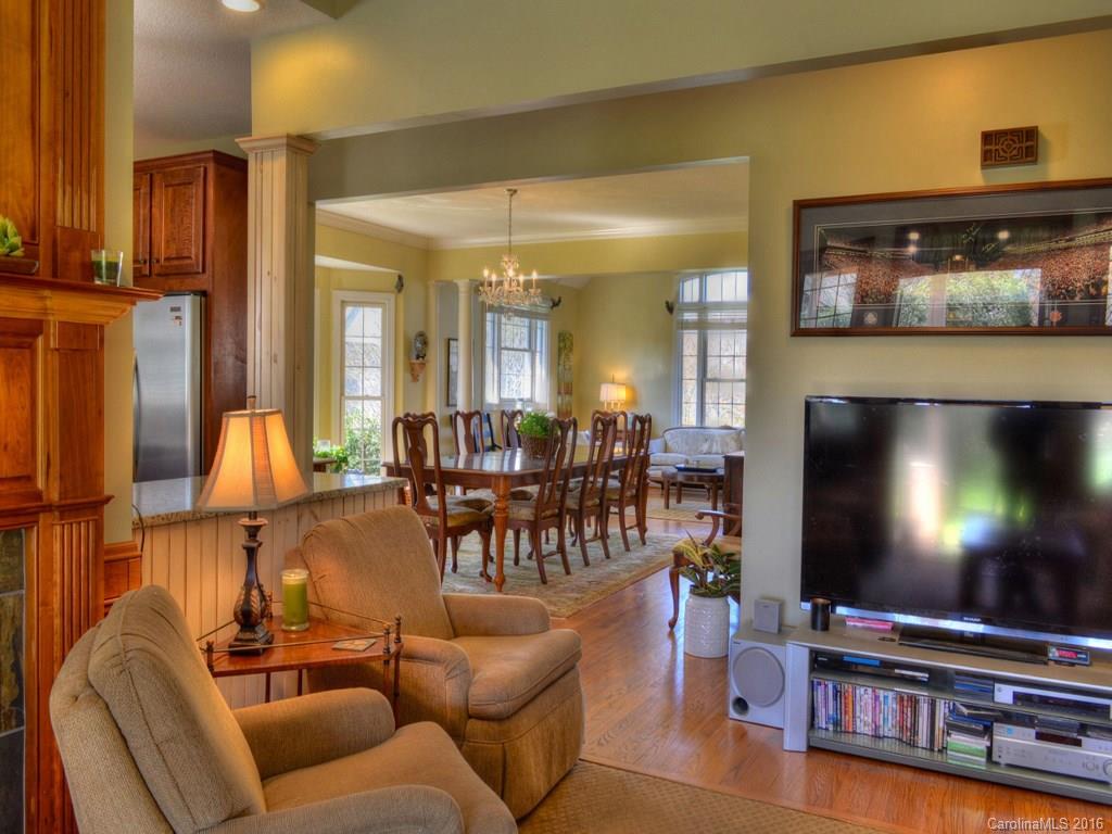 Forest Knoll - Residential