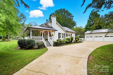 101 Cottonwood Drive Mount Holly NC 28120