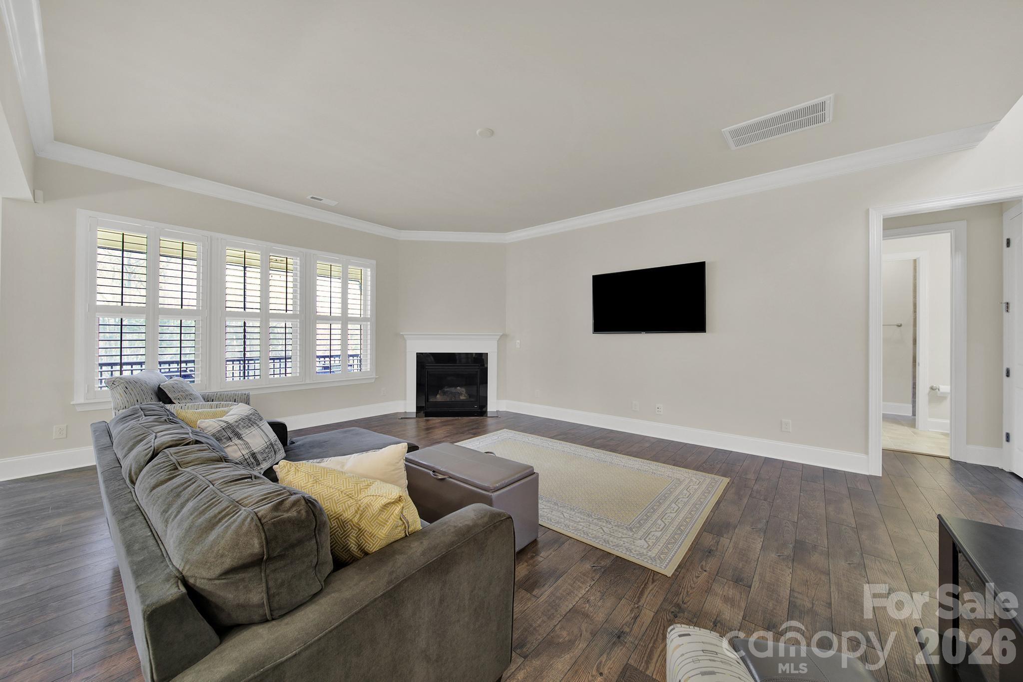 6507 Calvert Commons Drive