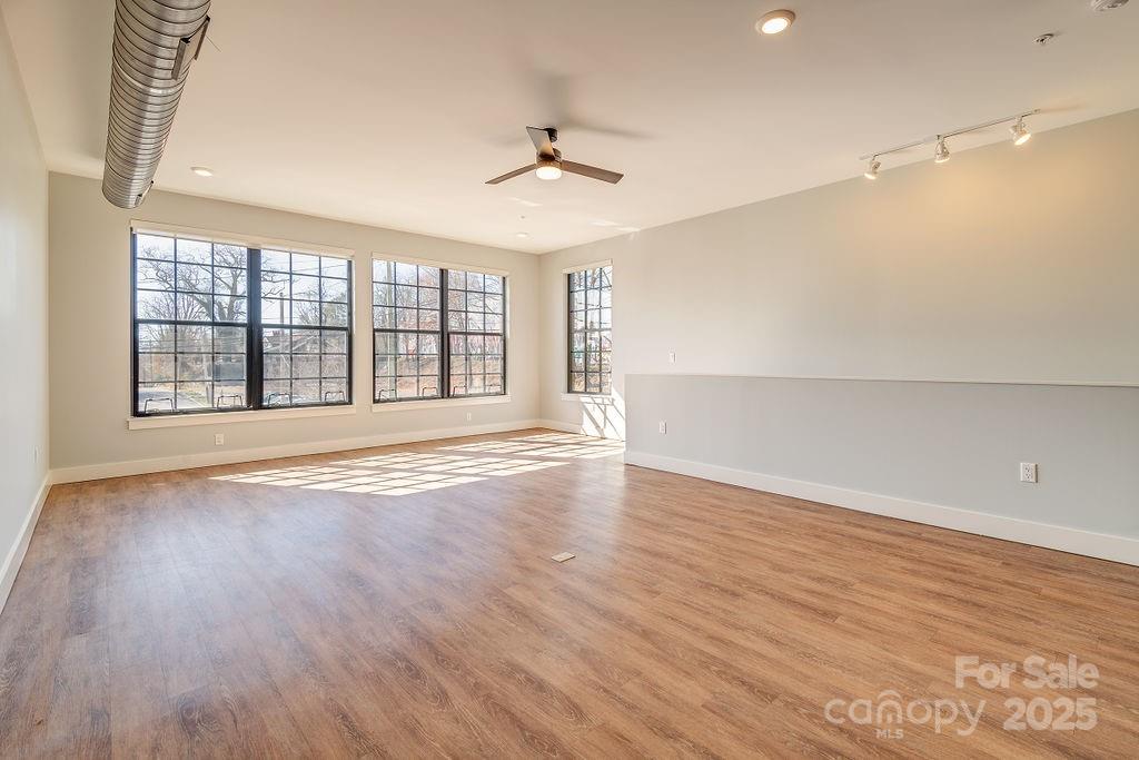 315 Haywood Road 111/211