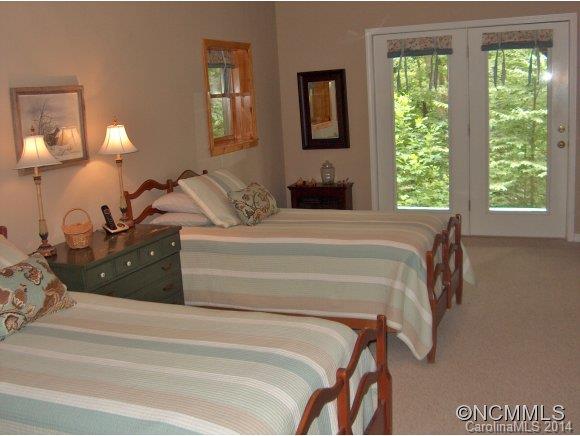 Laurel Woods - Residential