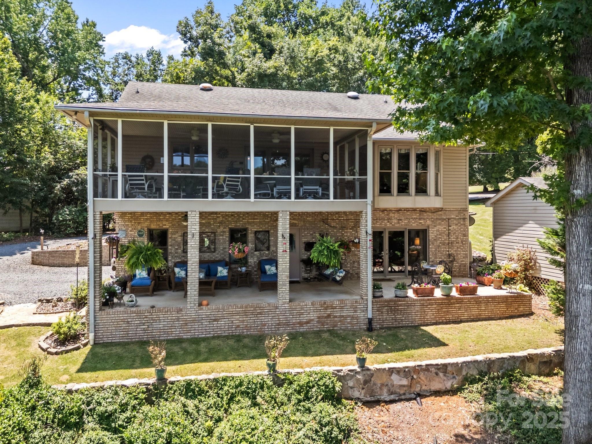 114 Mallard Point