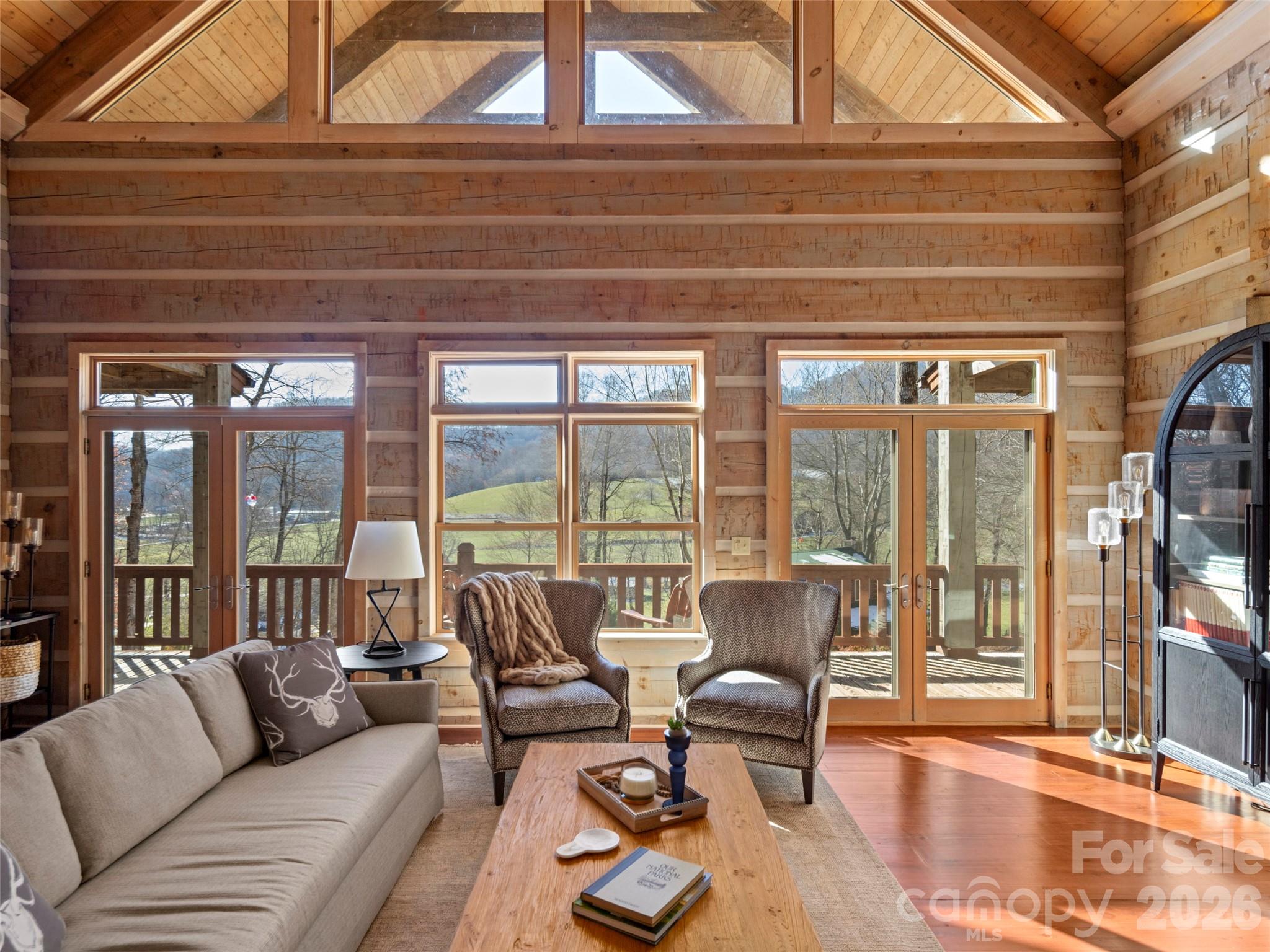 Cobblers Knob - Residential