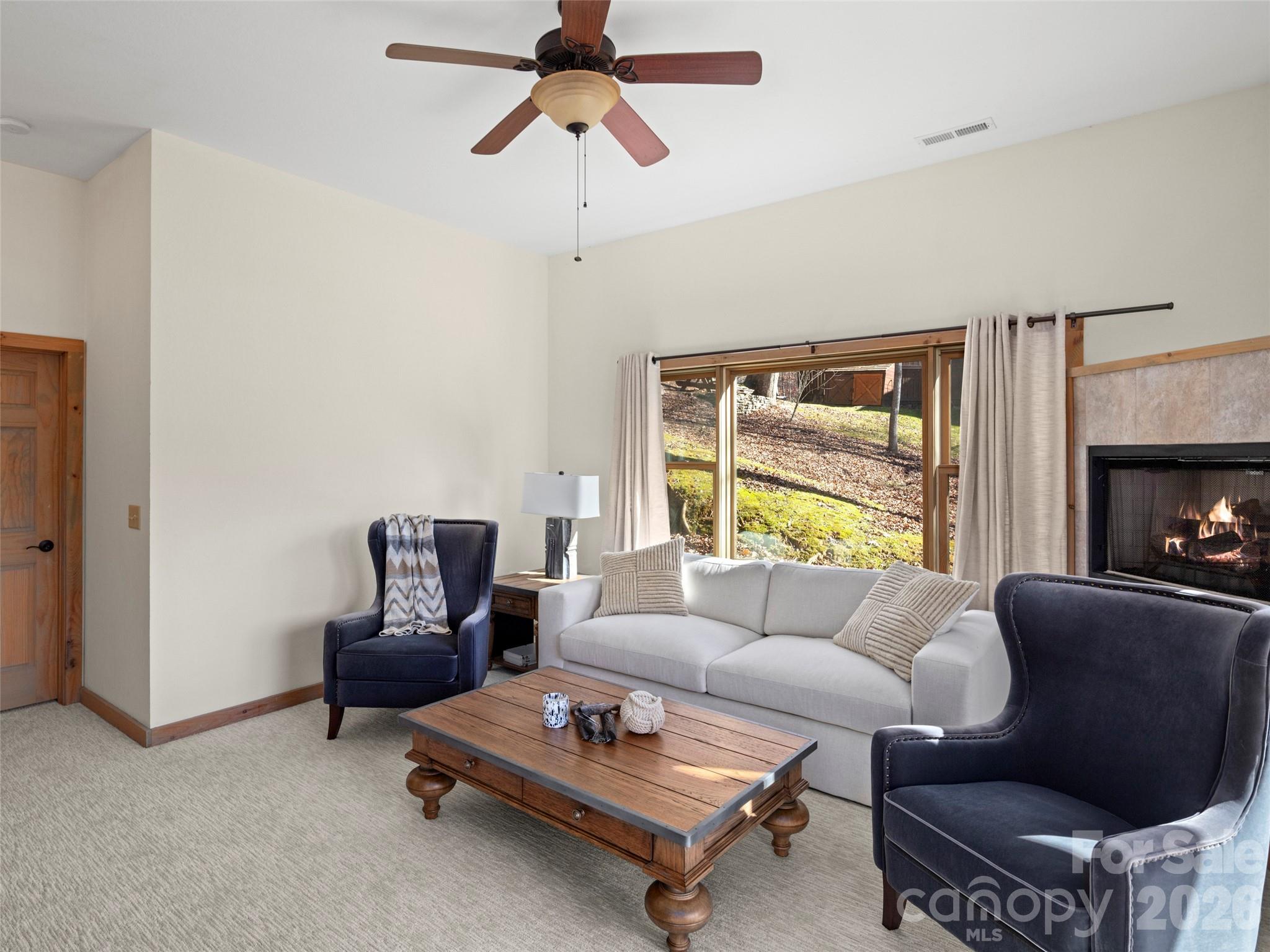 Cobblers Knob - Residential