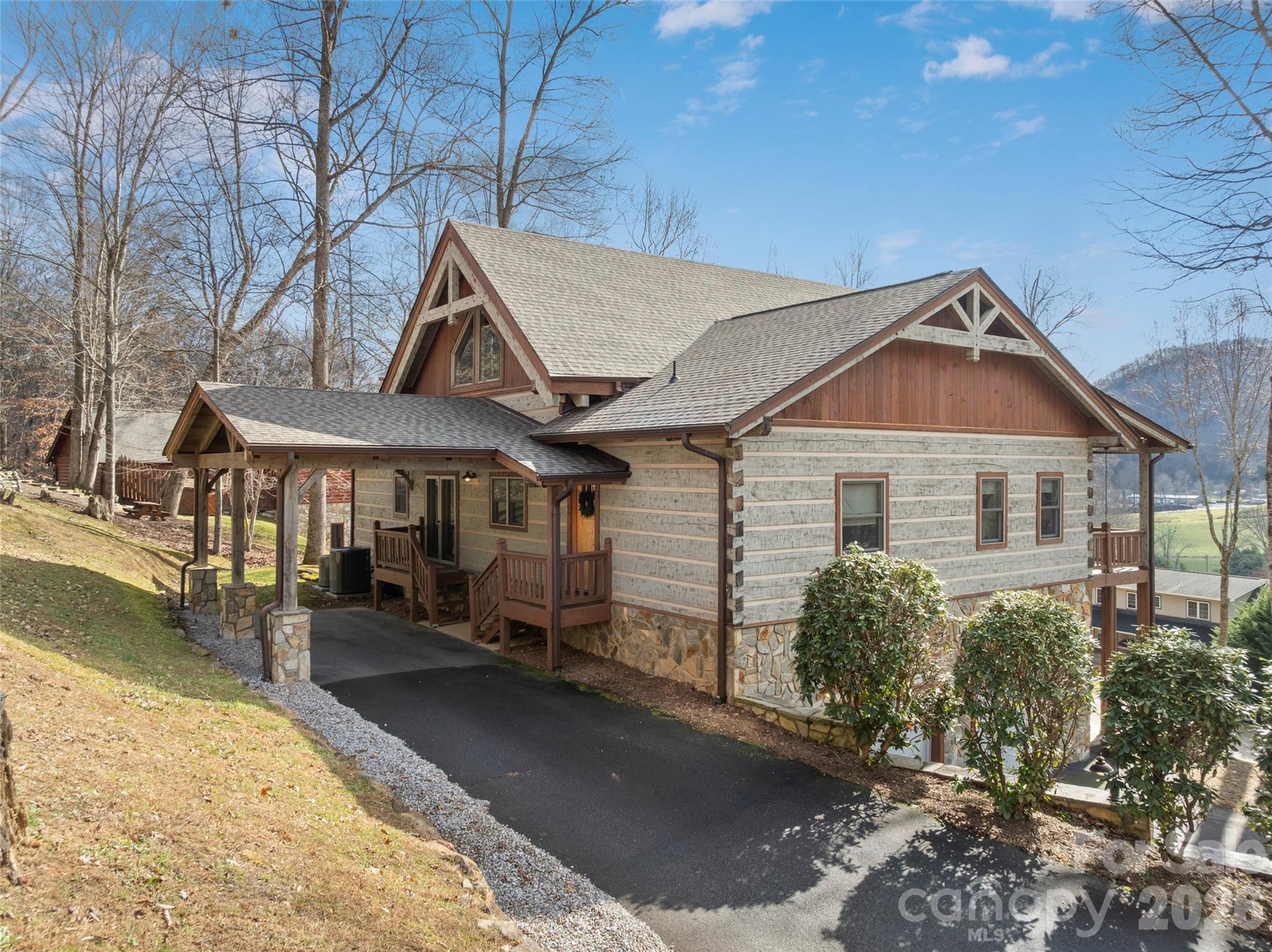 Cobblers Knob - Residential