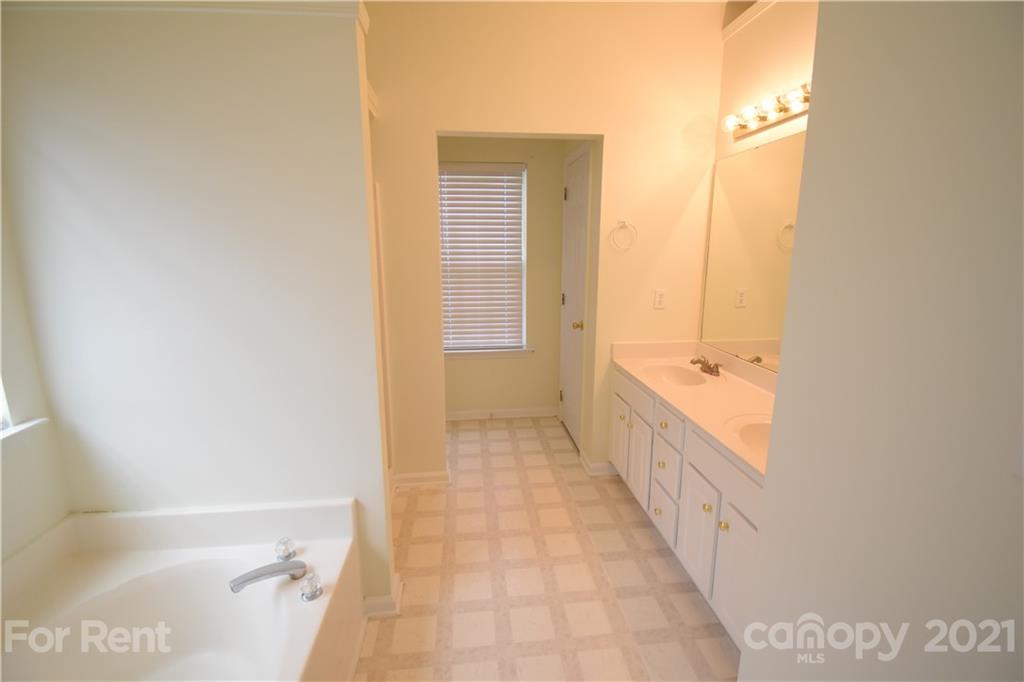 The Crossings - Residential Lease