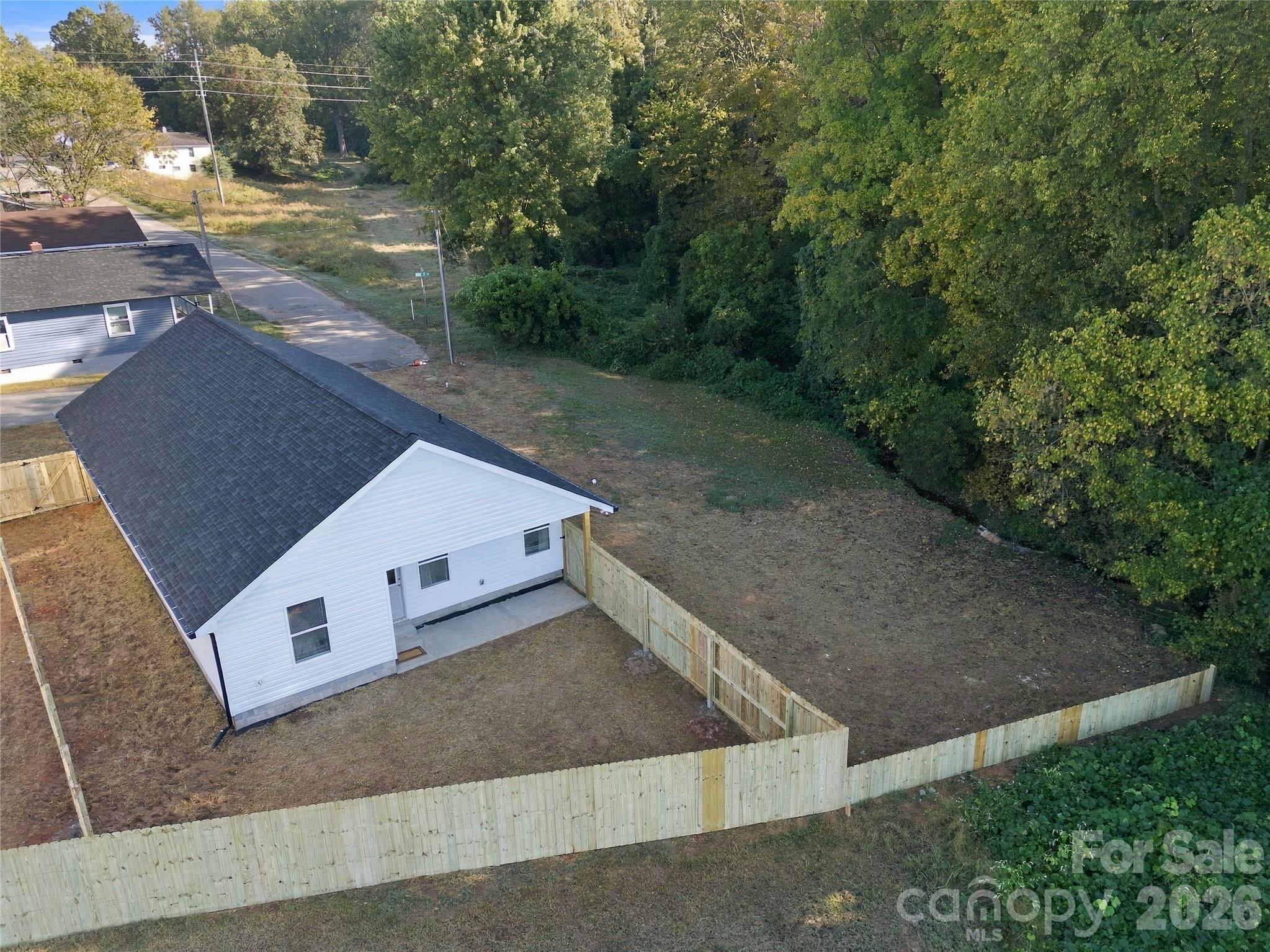 391 Brief Avenue SW