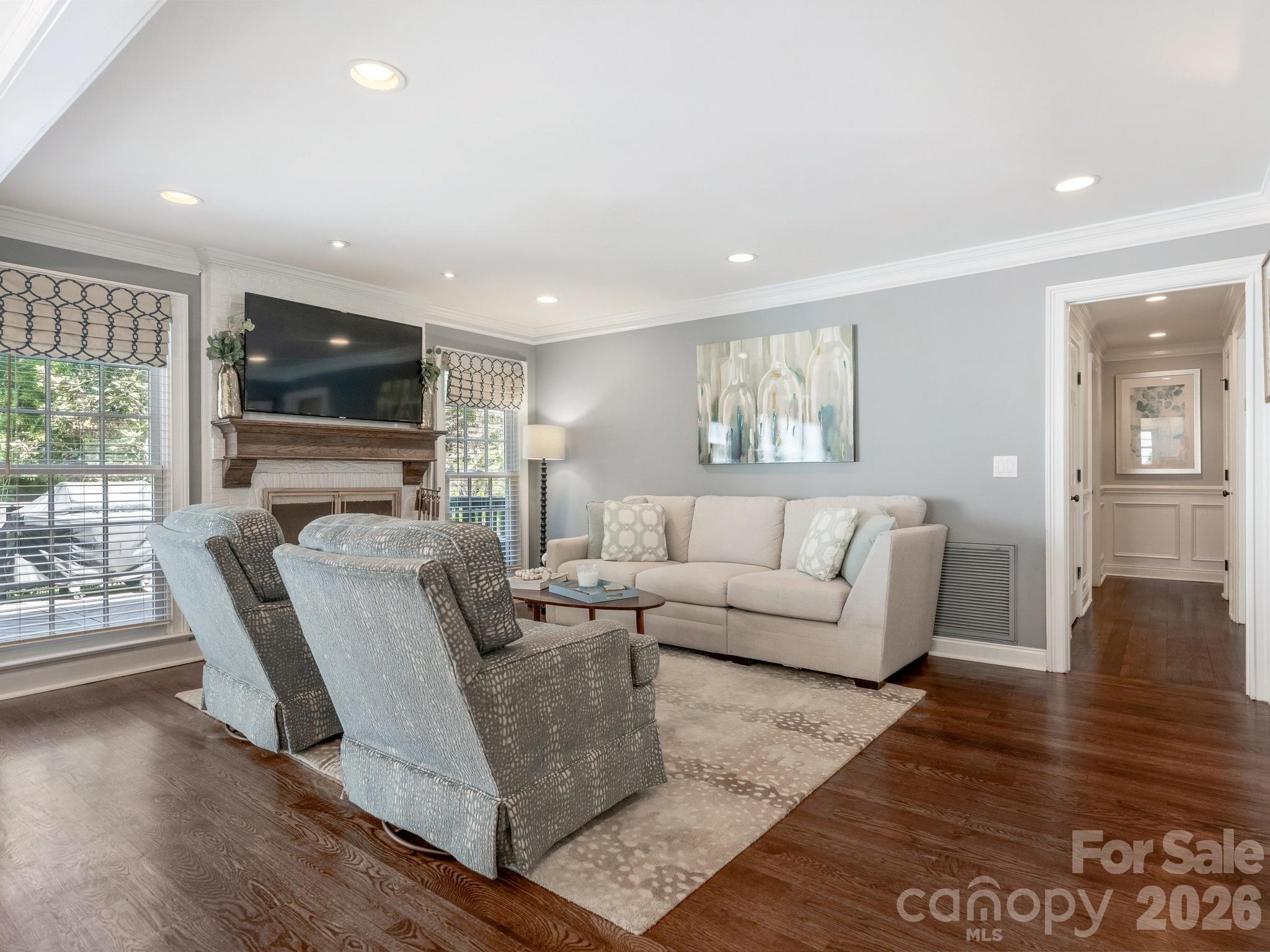 Governors Square - Residential