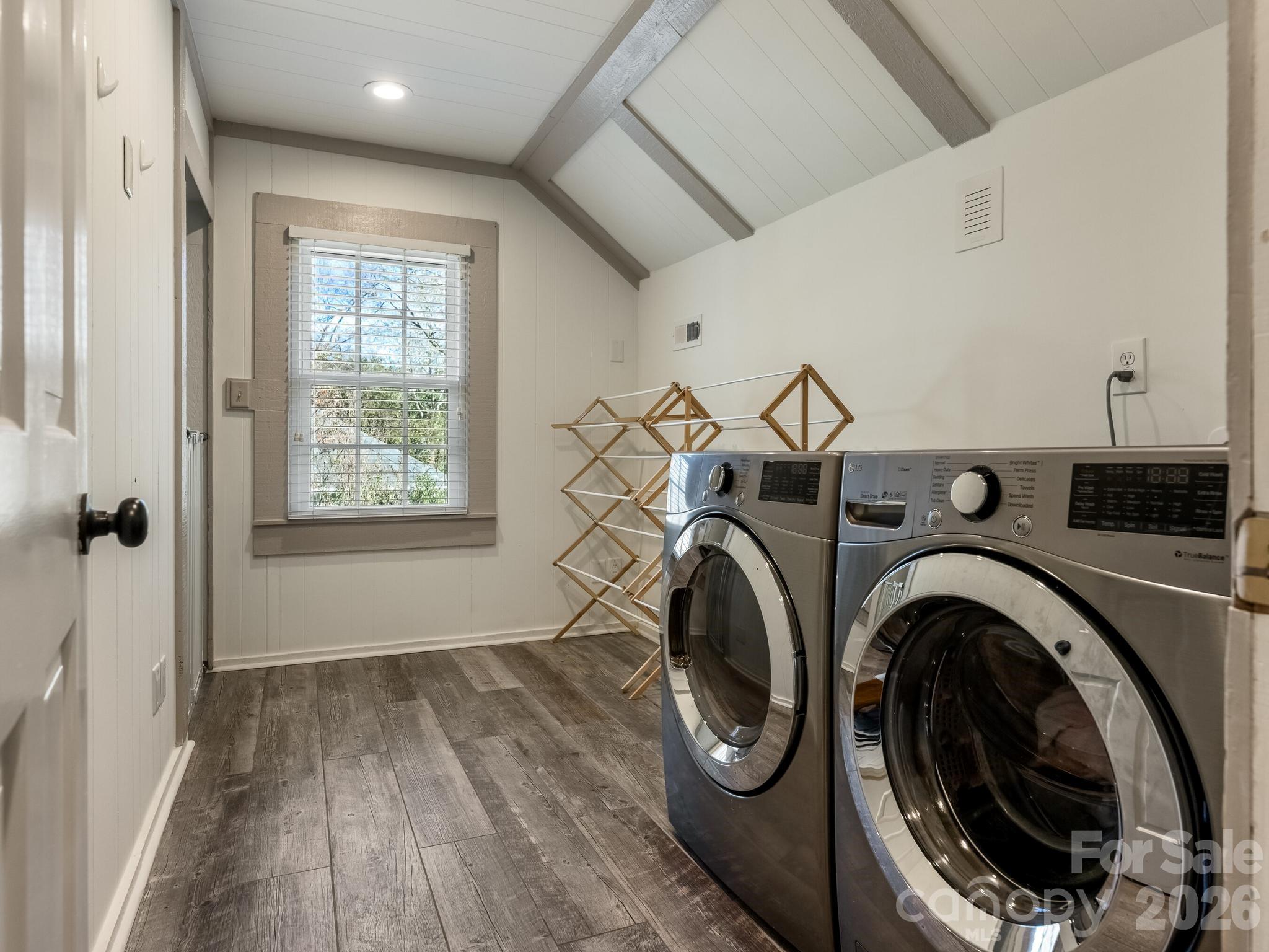 Governors Square - Residential