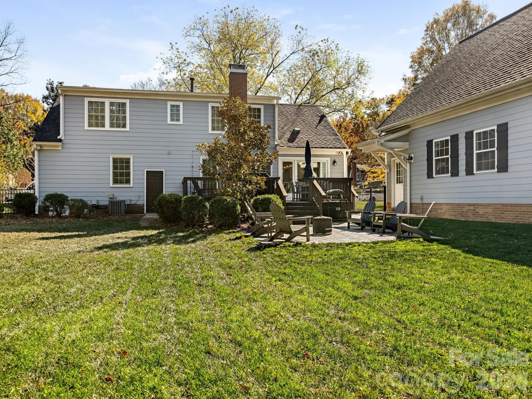 Governors Square - Residential