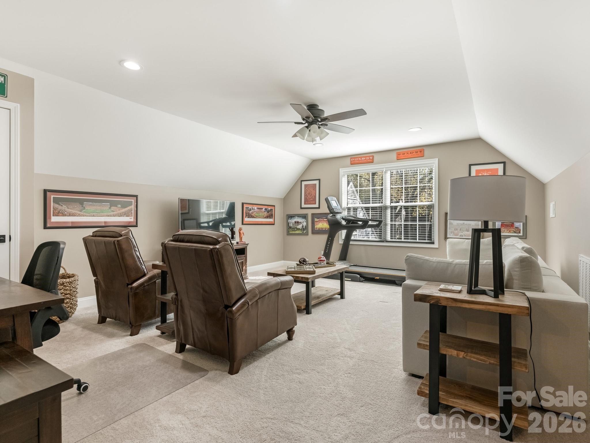 Governors Square - Residential