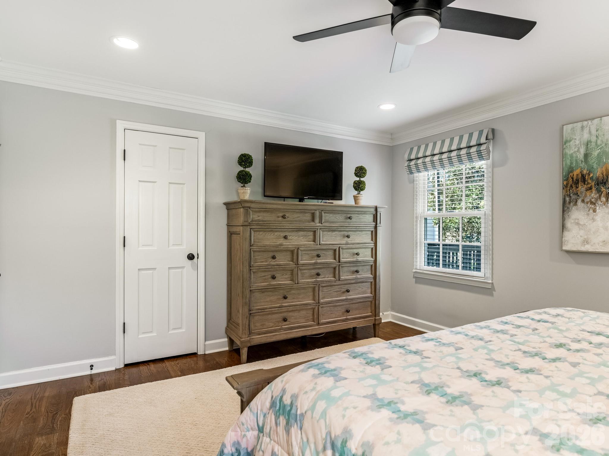 Governors Square - Residential